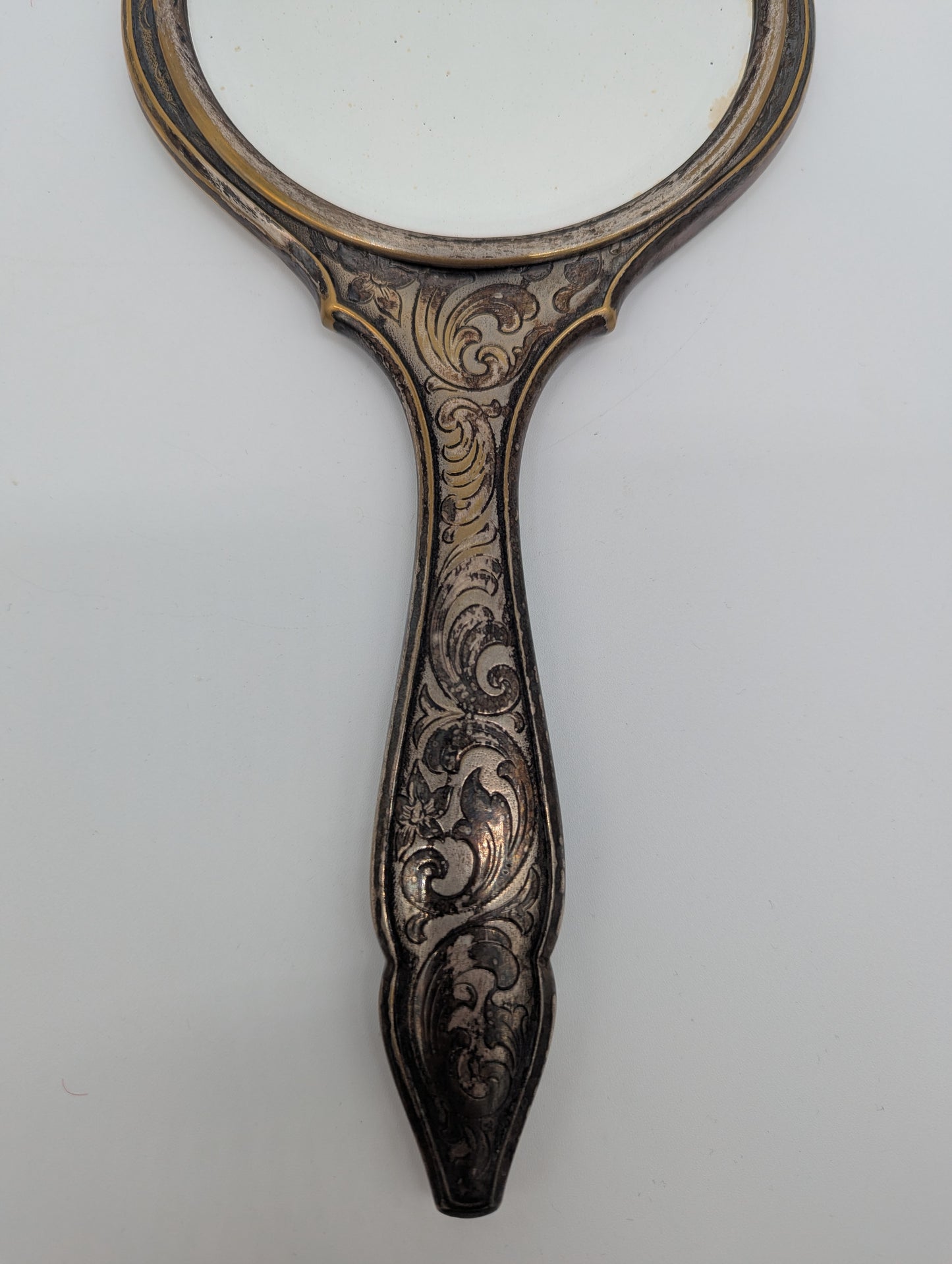 Versilbertes Frisierset 3 teilig Spiegel Handbürsten Antik Vintage Dekoration