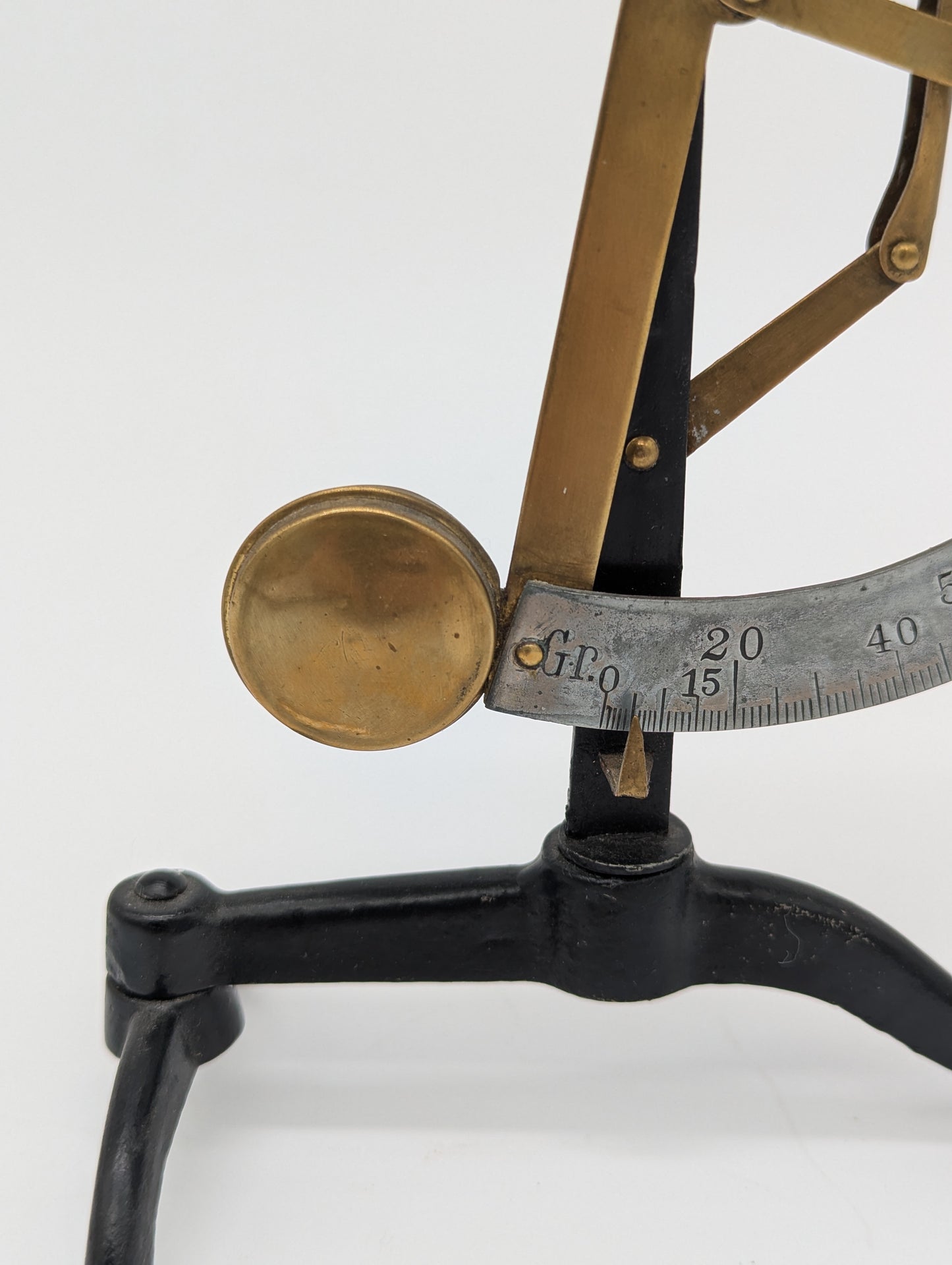 Waage Briefwaage aus Metall und Messing Feinwaage Vintage Dekoration