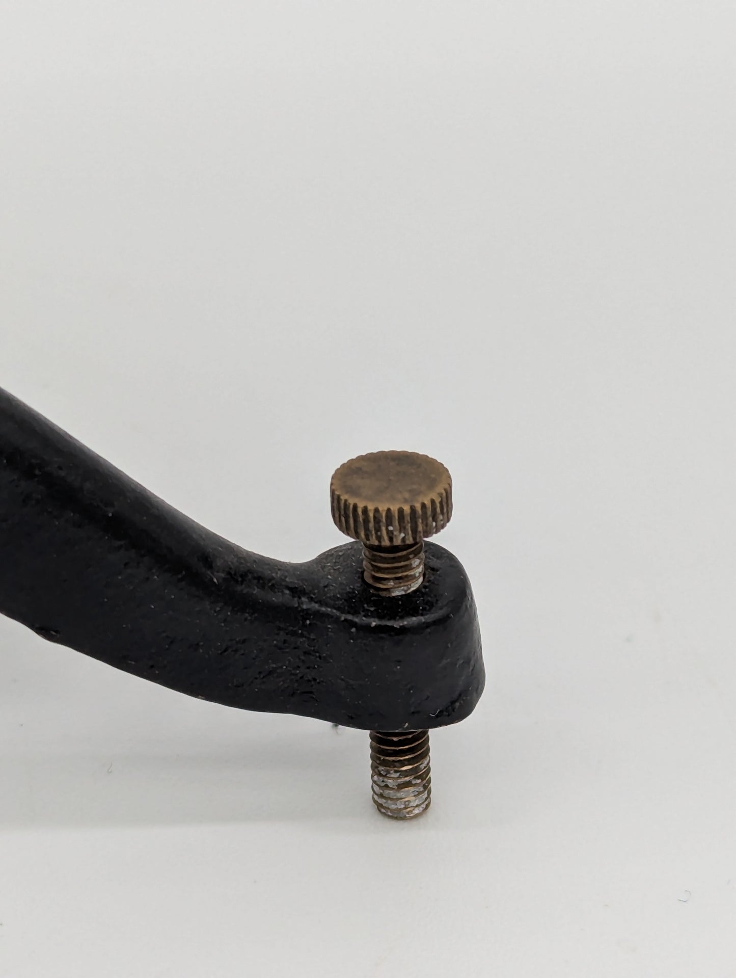 Waage Briefwaage aus Metall und Messing Feinwaage Vintage Dekoration