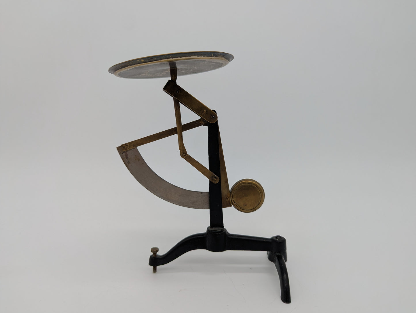 Waage Briefwaage aus Metall und Messing Feinwaage Vintage Dekoration