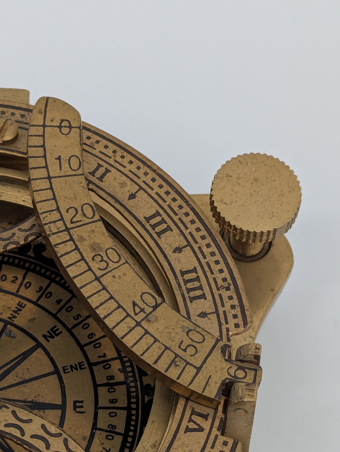 Messing Sonnenuhr mit Kompass West London Maritime Deko Vintage Stil