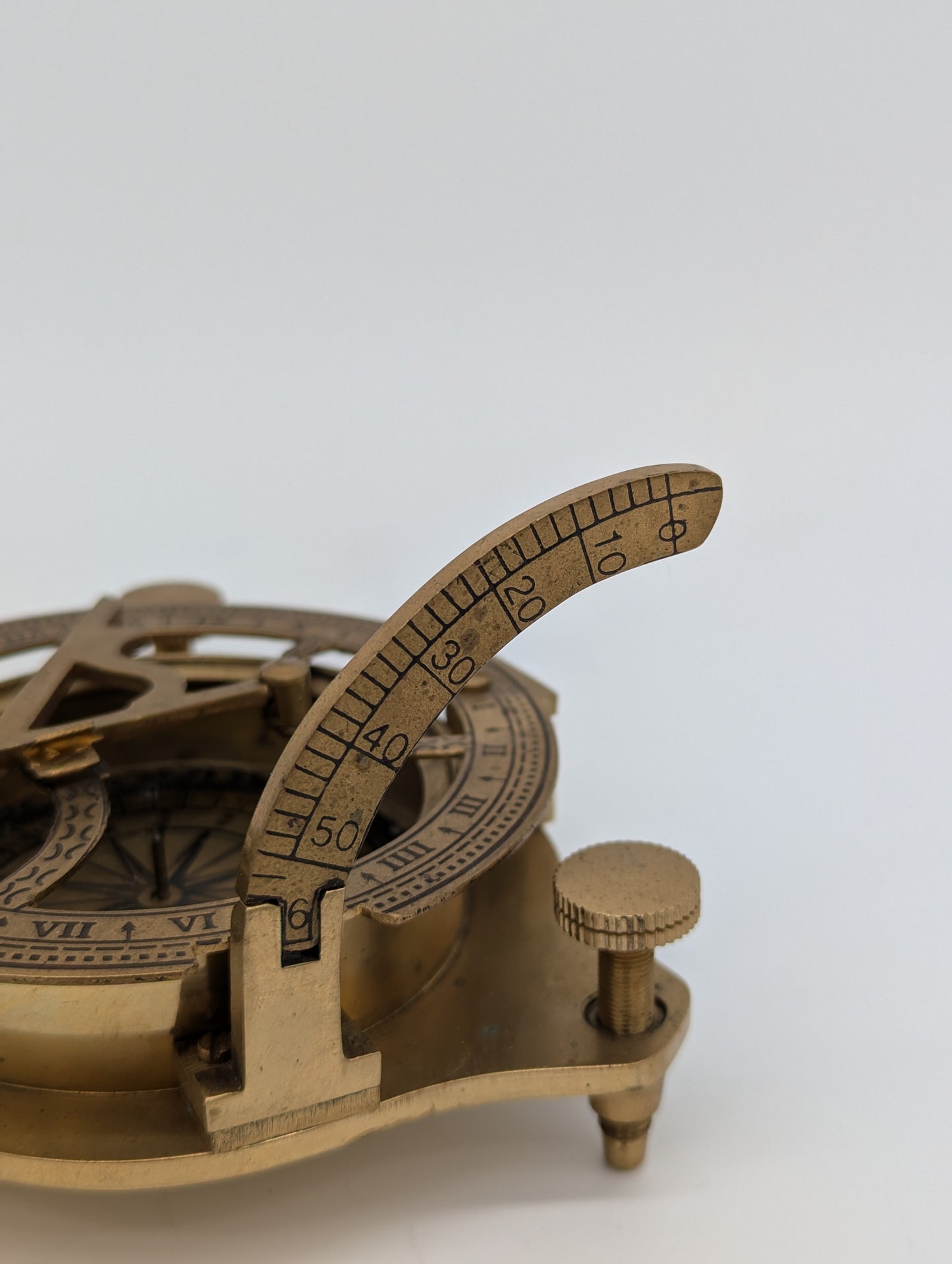 Messing Sonnenuhr mit Kompass West London Maritime Deko Vintage Stil