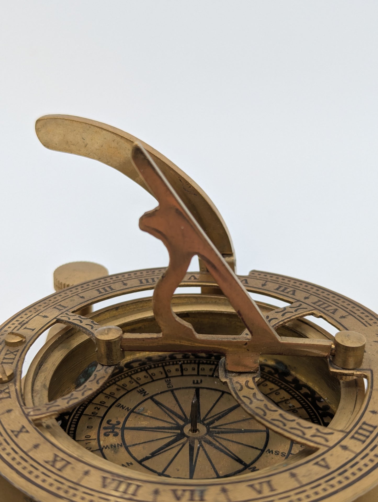 Messing Sonnenuhr mit Kompass West London Maritime Deko Vintage Stil