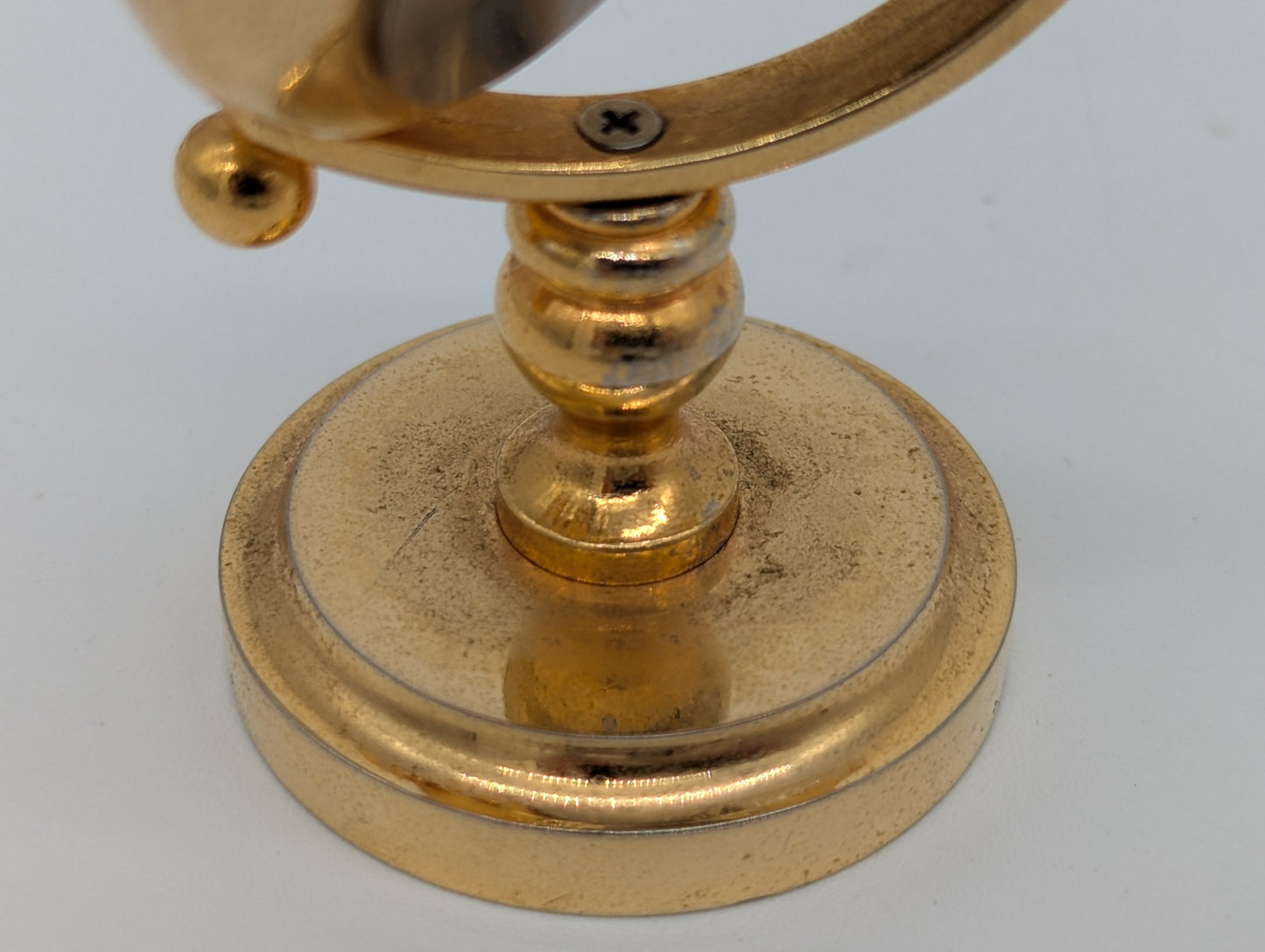 Miniatur Tischuhr Skelettuhr Goldoptik Mechanik Uhr Vintage