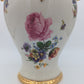 Capodimonte Porzellan Vase mit Deckel Blumendekor Durchbruch Goldverzierung