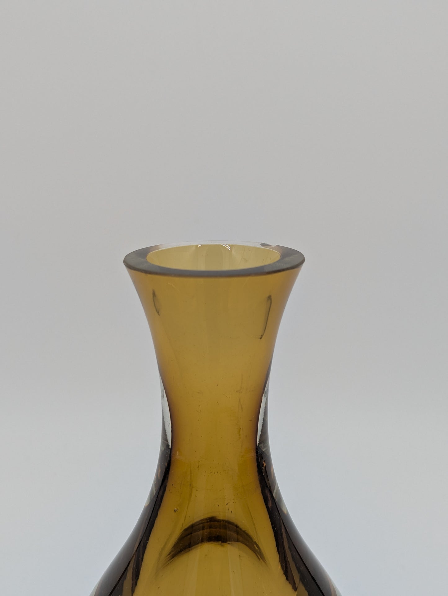 Finnische Designer Glasvase Braun Klarglas mit Gravur Vintage Design