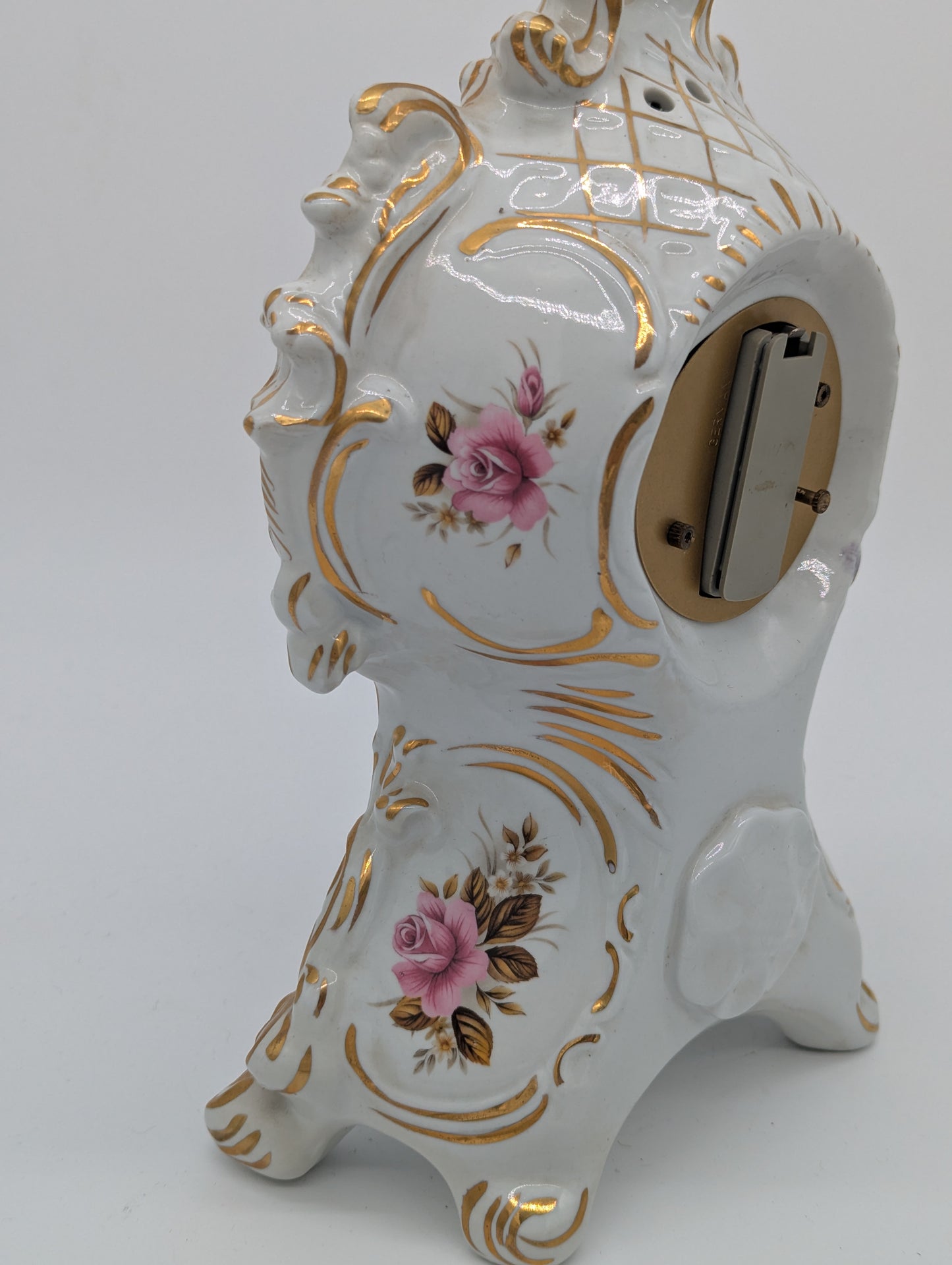 Carl Thieme Porzellan Tischuhr Rokoko Stil Florale Dekoration