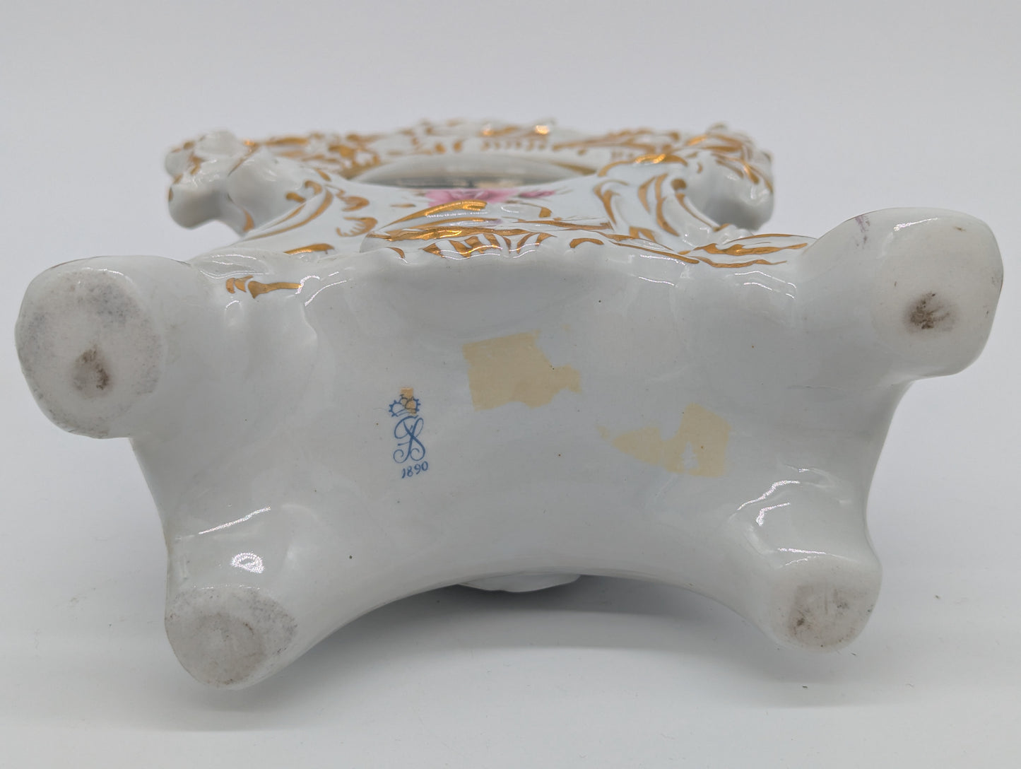 Carl Thieme Porzellan Tischuhr Rokoko Stil Florale Dekoration