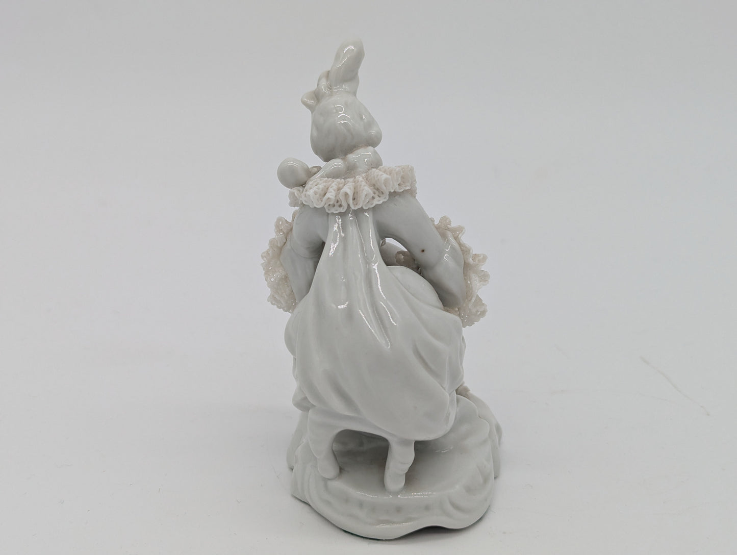 Aelteste Volkstedt Porzellanfigur Dame mit Cello Spitzenporzellan Figur