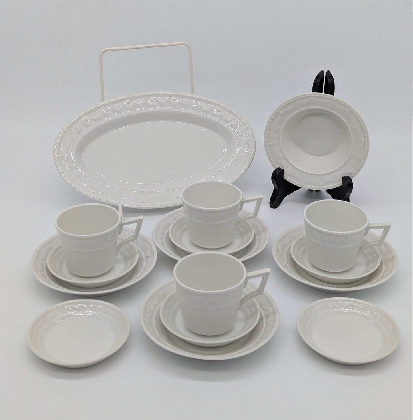 KPM Berlin Porzellan Service Serie Kurland Weiß für 4 Personen