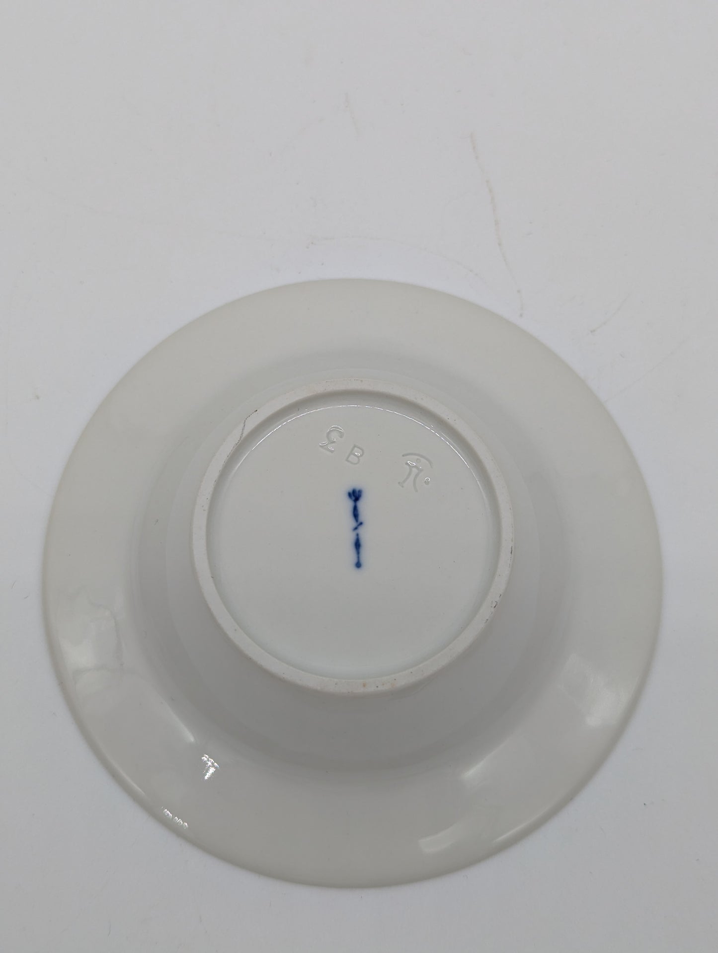 KPM Berlin Porzellan Service Serie Kurland Weiß für 4 Personen