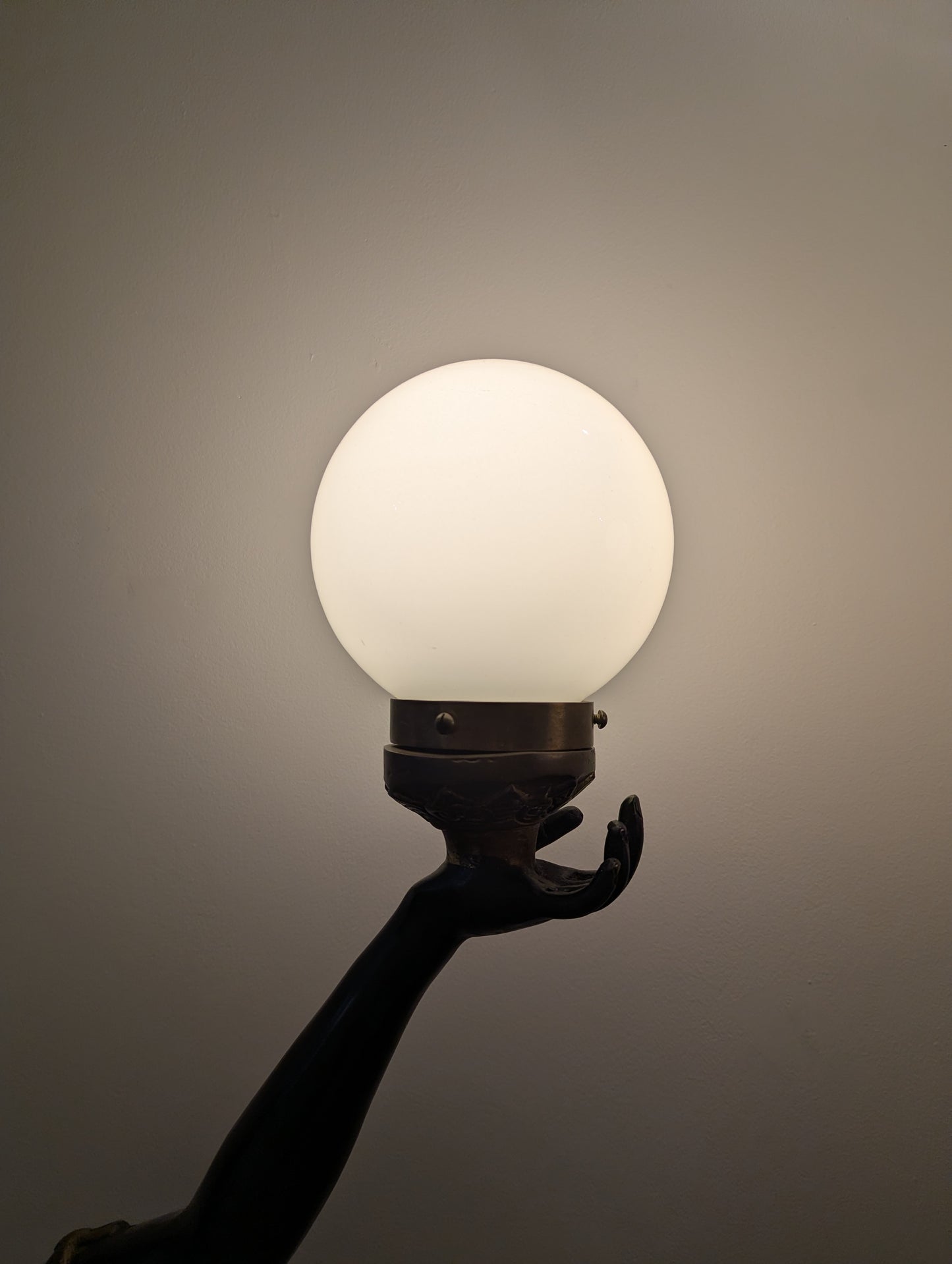 Paar Art Deco Bronze Lampen Tänzerinnen Figuren Lebensgroß