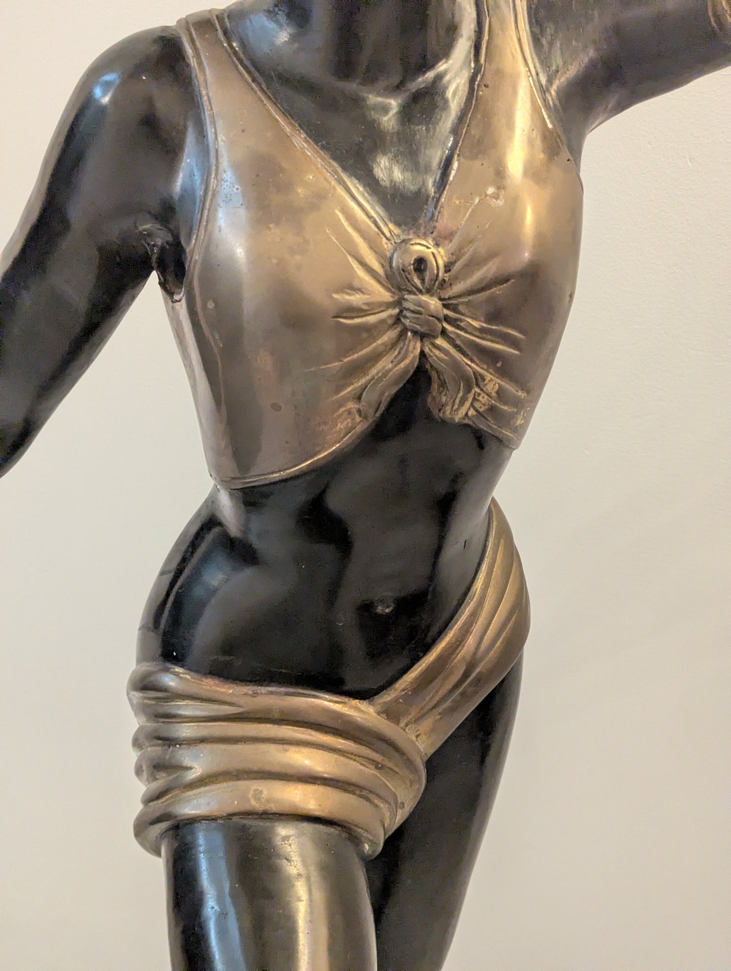 Paar Art Deco Bronze Lampen Tänzerinnen Figuren Lebensgroß