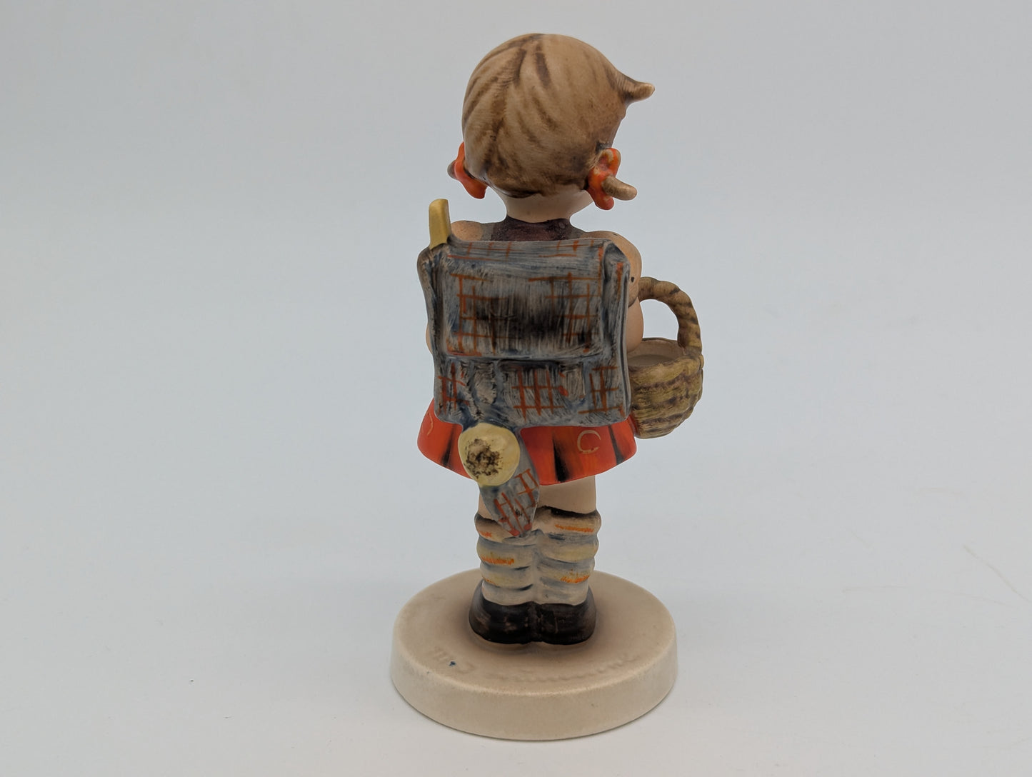 Goebel Hummel Figuren Paar Junge mit Geige und Mädchen mit Korb