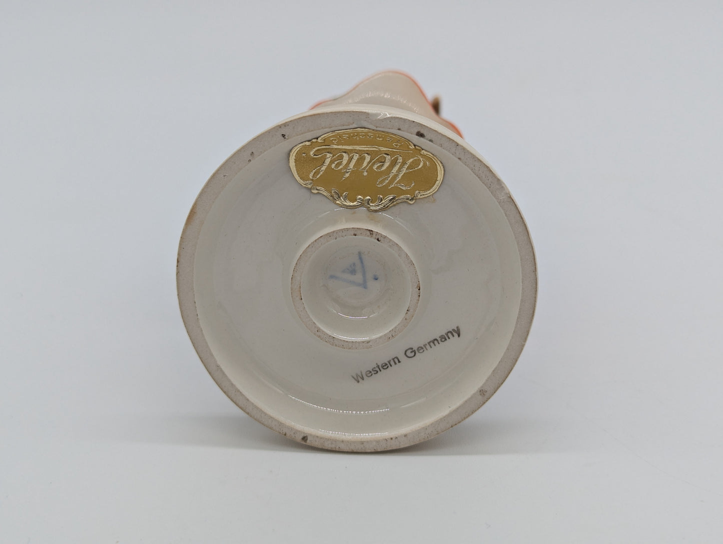 Goebel Hummel Figuren Paar Junge mit Geige und Mädchen mit Korb