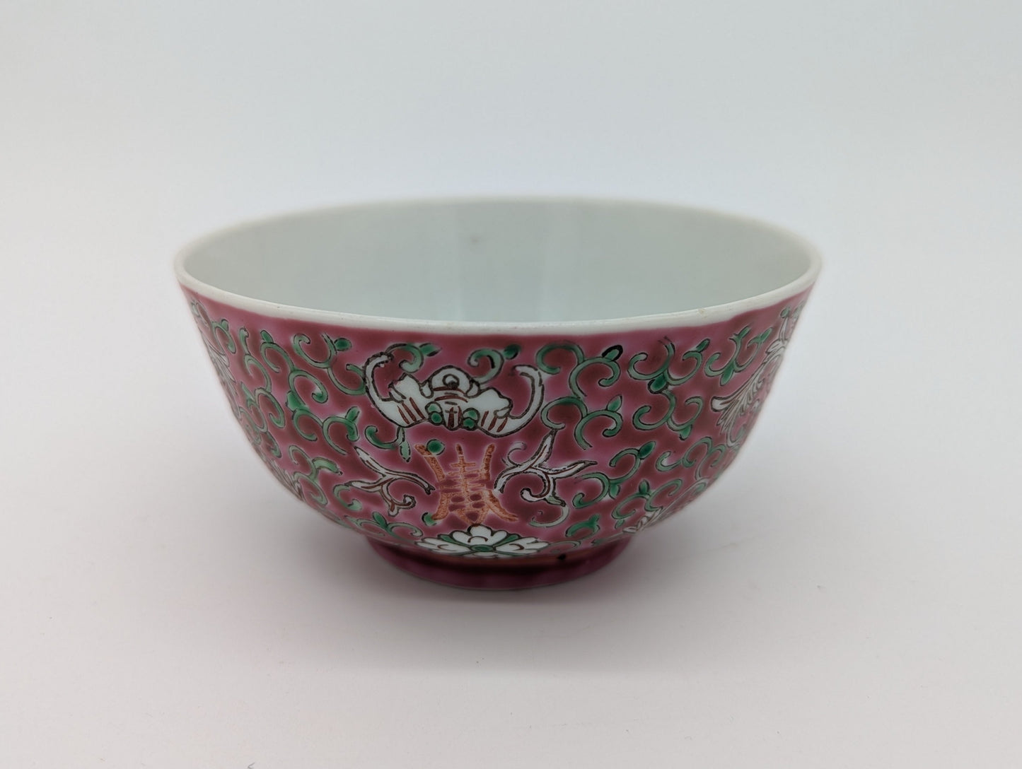 Chinesische Porzellan Schale Rosa Emaille Handbemalt mit Schriftzeichen