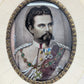 Lupenmalerei Miniaturporträt König Ludwig II. von Bayern im Zierrahmen