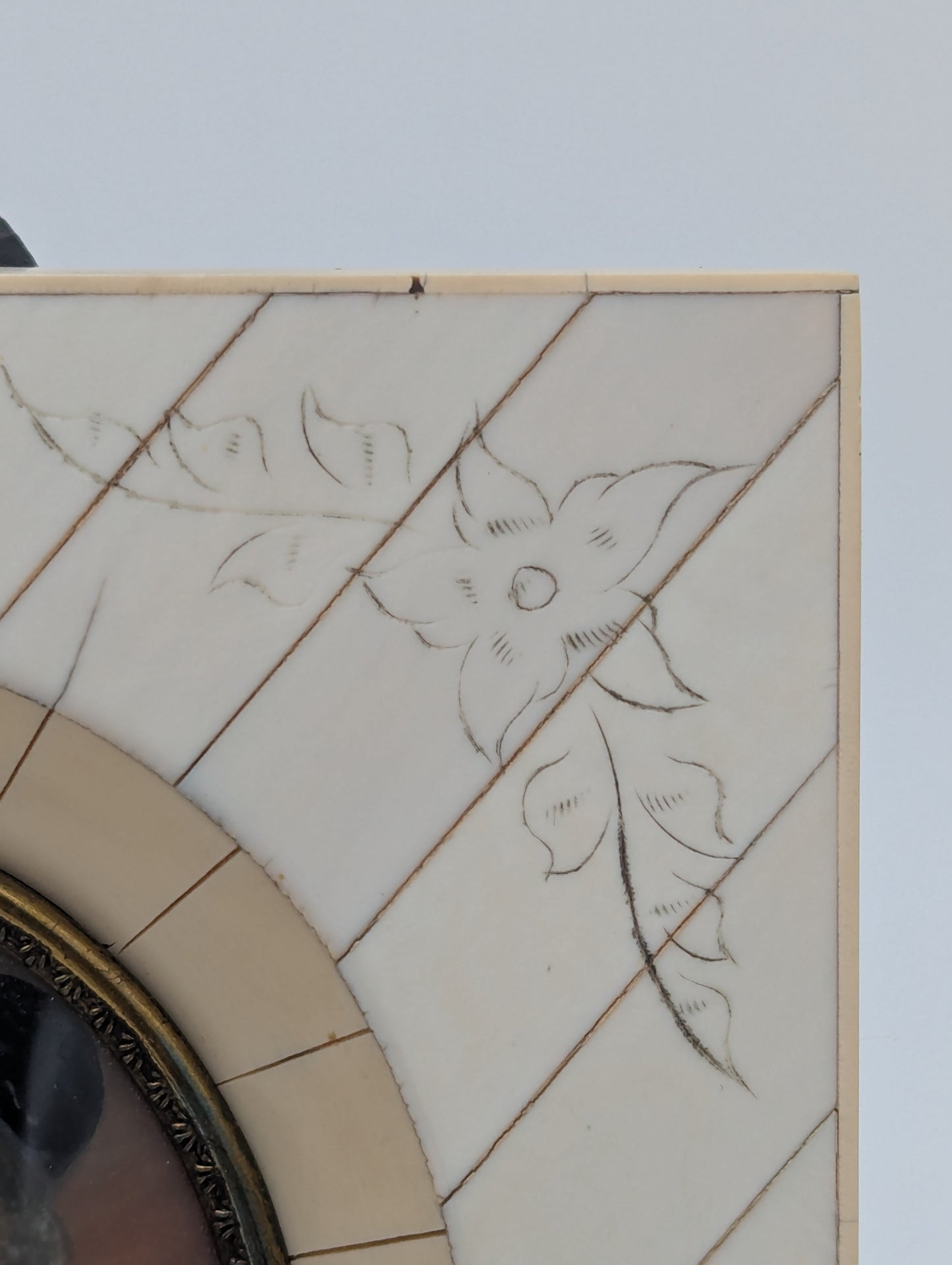 Lupenmalerei Miniaturmalerei Porträt einer Dame mit Hut Klassische Kunst signiert