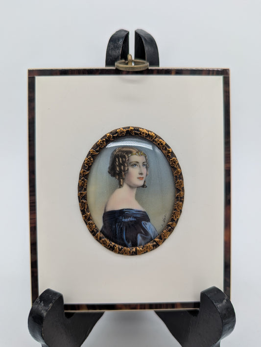Lupenmalerei Miniaturmalerei Porträt einer Dame im blauen Kleid signiert