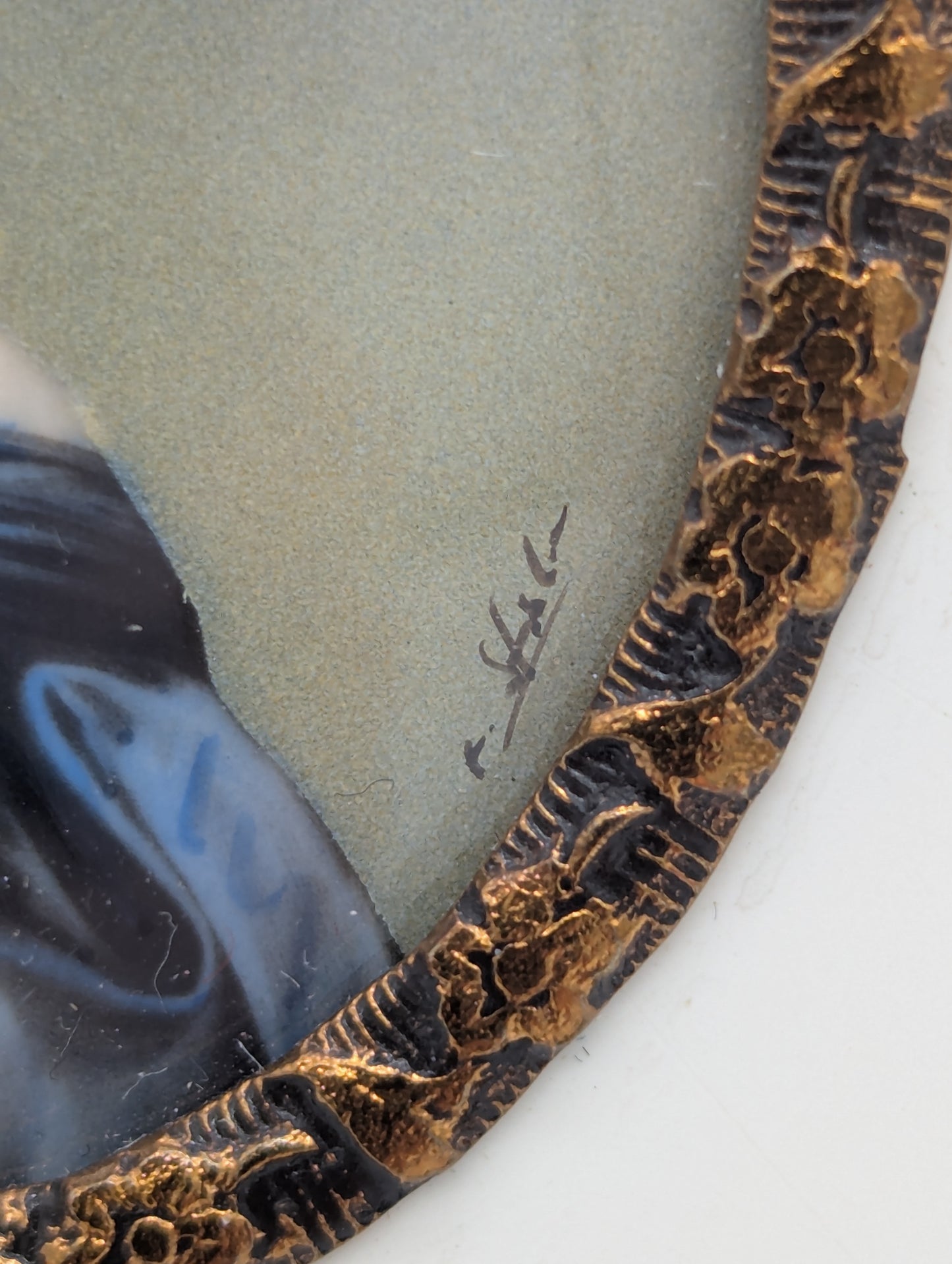 Lupenmalerei Miniaturmalerei Porträt einer Dame im blauen Kleid signiert