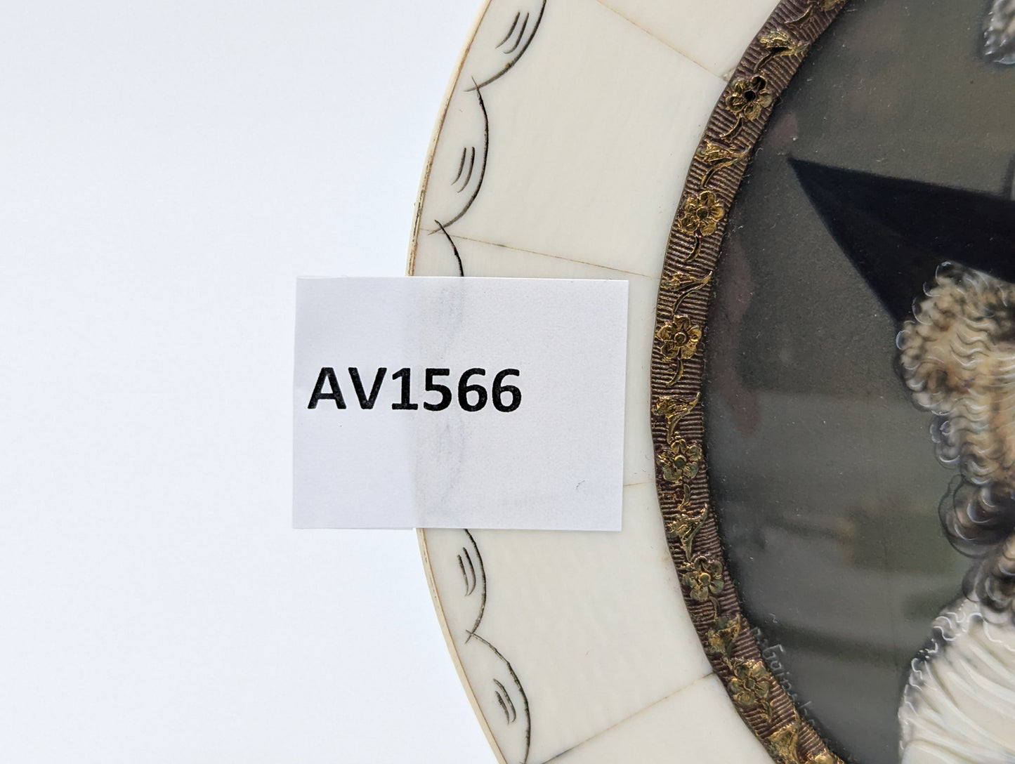 Lupenmalerei Herzogin von Devonshire Porträt Miniatur im ovalen Rahmen