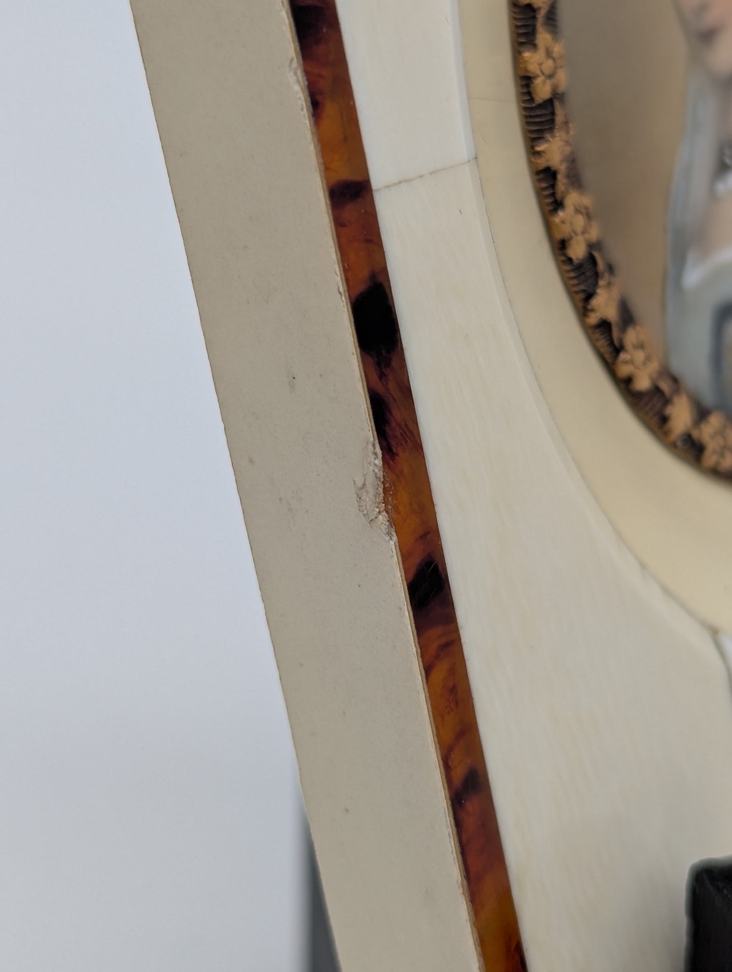 Kaiserin Elisabeth Sisi Lupenmalerei Porträt Miniatur im rechteckigen Rahmen