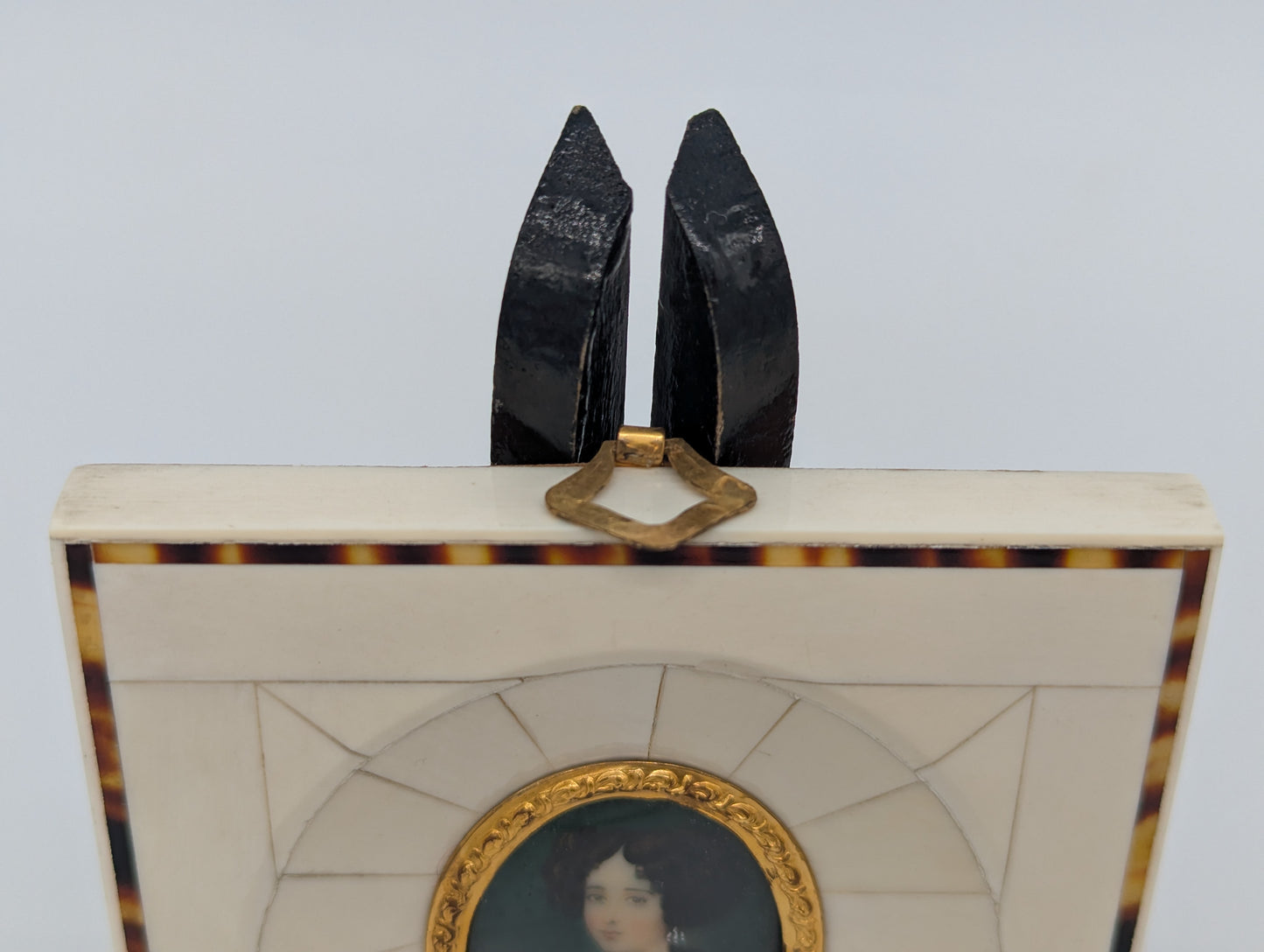 Lupenmalerei Maria Mancini nach Mignard feine Porträt Miniatur im Rahmen