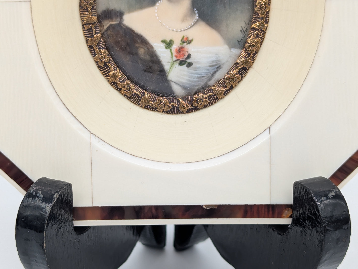 Lupenmalerei Freifrau von Lineden feine Porträt Miniatur im Rahmen Bild