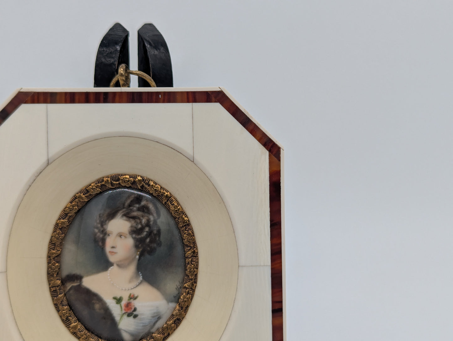 Lupenmalerei Freifrau von Lineden feine Porträt Miniatur im Rahmen Bild