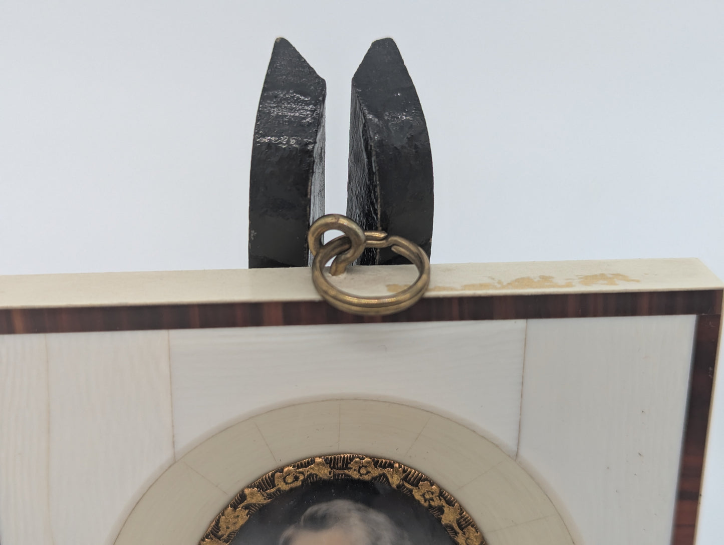 Lupenmalerei Wolfgang Amadeus Mozart feine Porträt Miniatur im Rahmen Bild