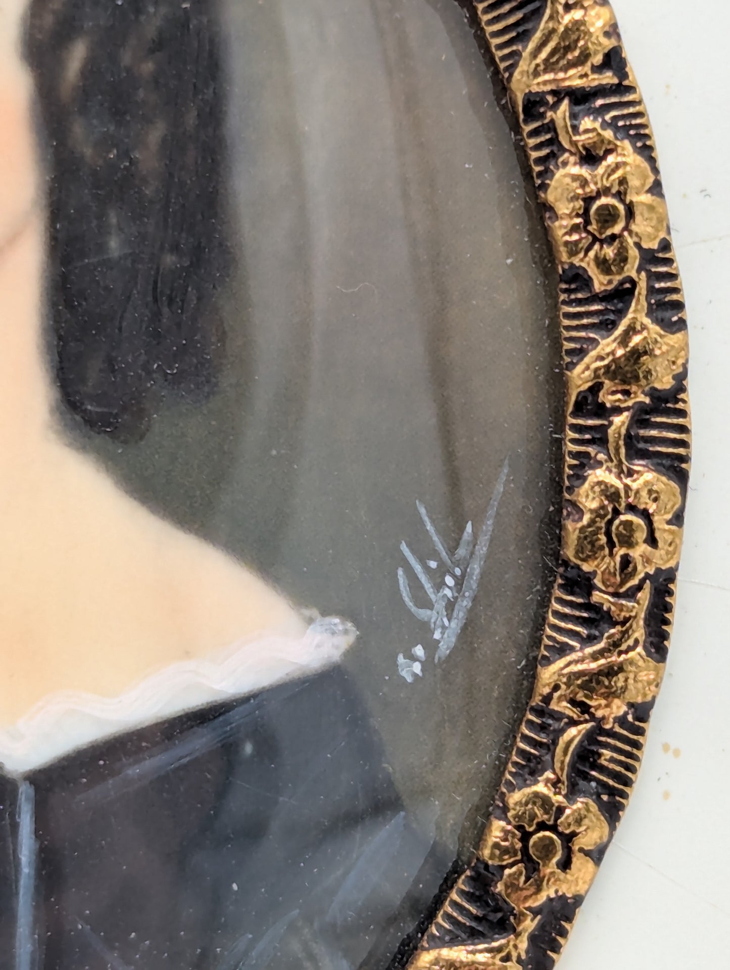 Lupenmalerei Caroline Lizius feine Porträt Miniatur im Rahmen