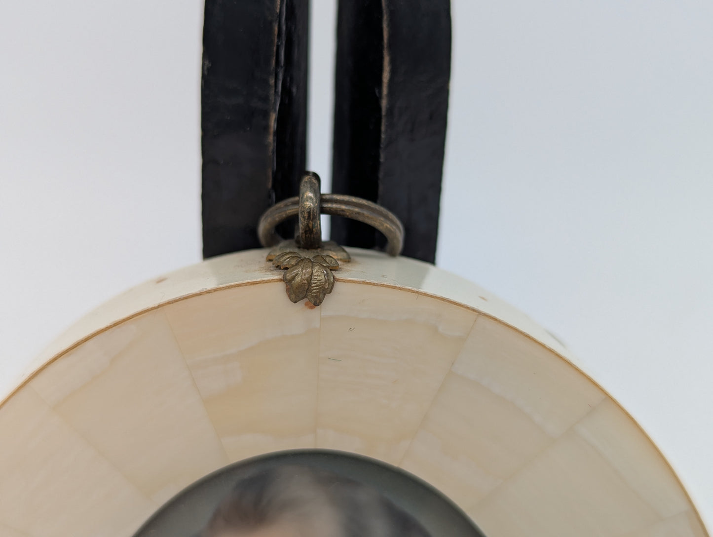 Lupenmalerei Wolfgang Amadeus Mozart Porträt Miniatur im Rahmen