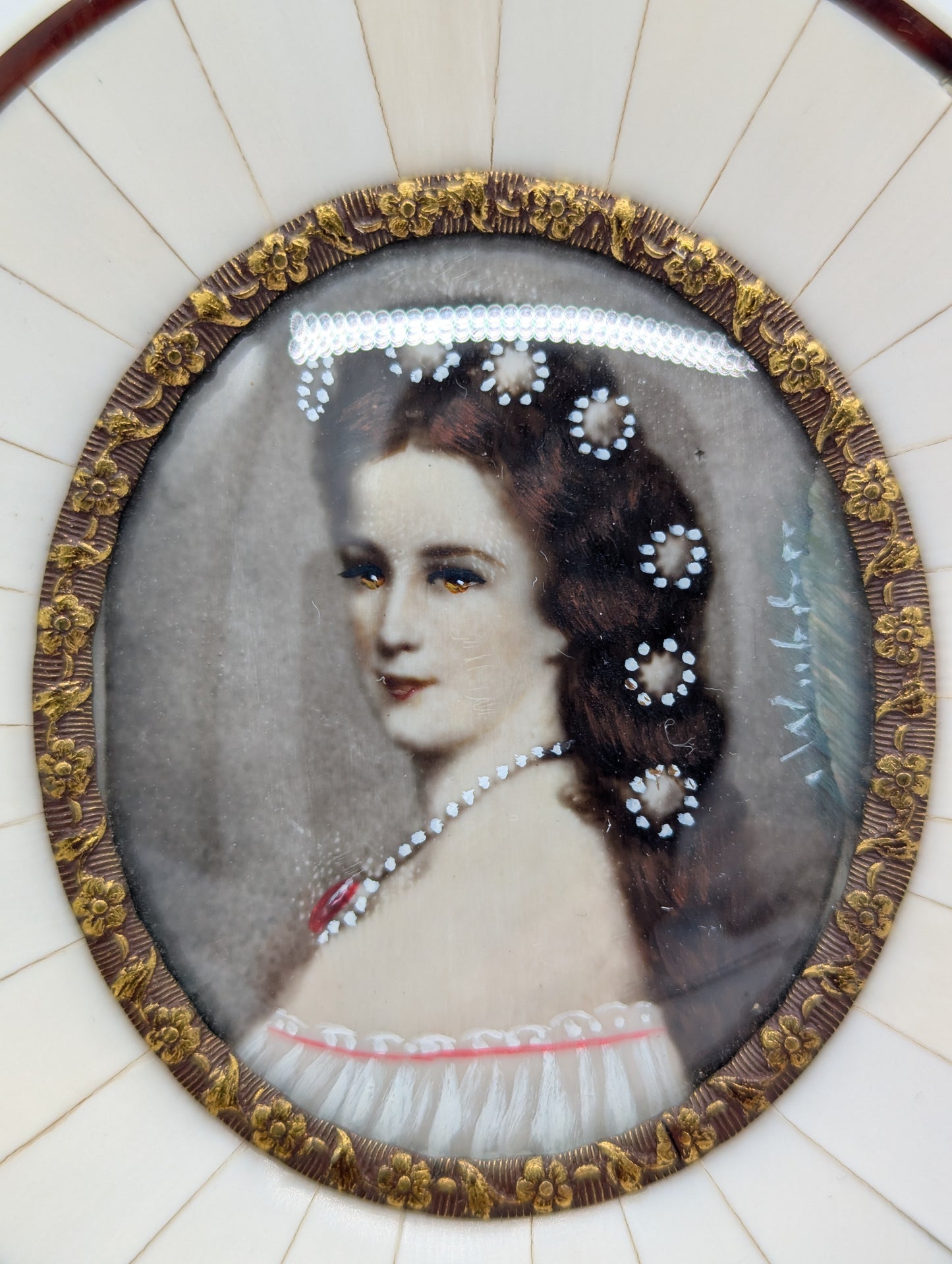 Lupenmalerei Miniatur Kaiserin Elisabeth Sisi Porträt Miniatur im Rahmen