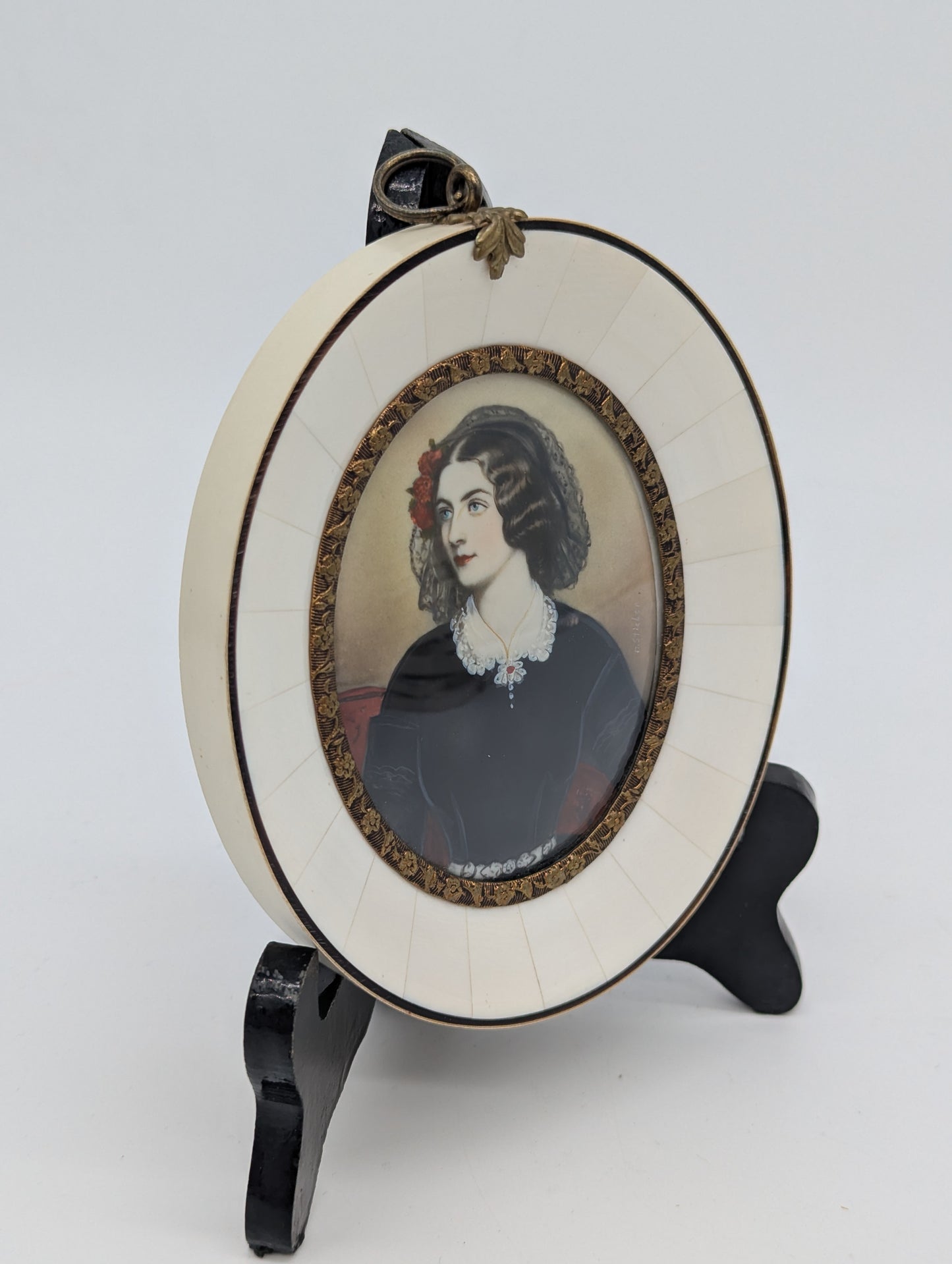 Lupenmalerei Miniatur Lola Mouter feine Porträt Miniatur im Rahmen