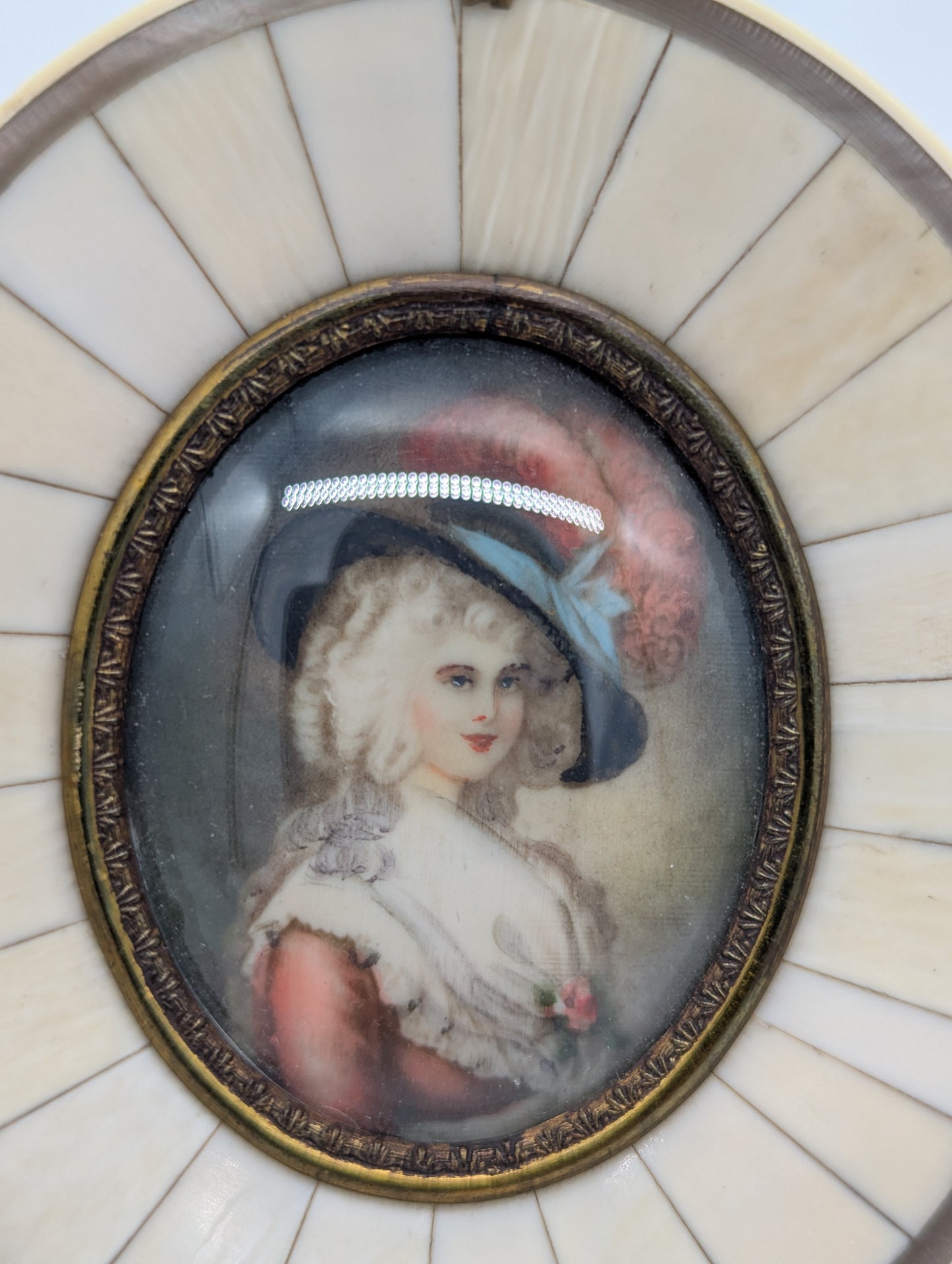 Lupenmalerei Edle Dame im Rokoko-Stil Porträt Miniatur im Rahmen