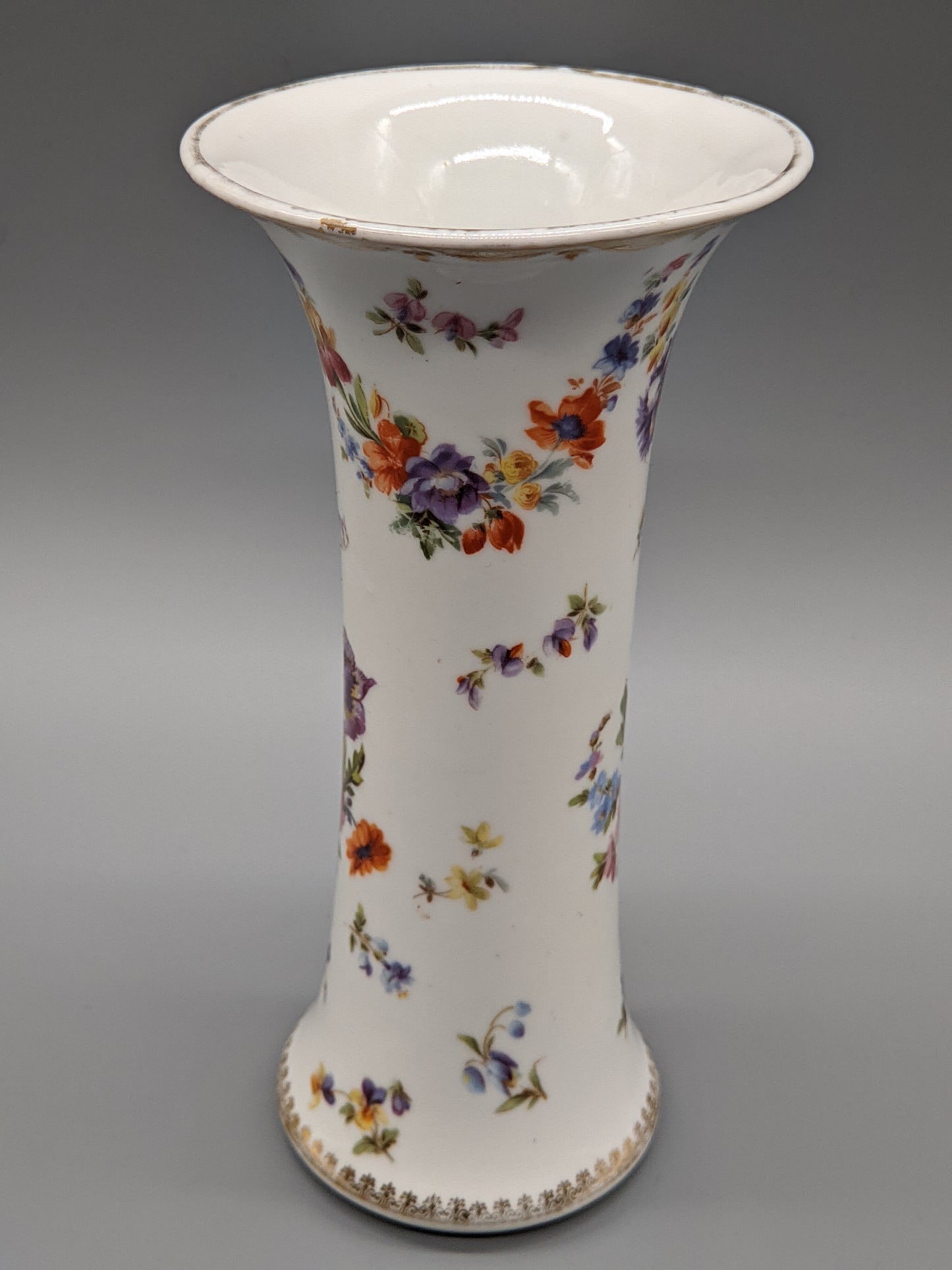 Antike Beyer und Bock Porzellan Vase Florales Dekor mit Goldrand