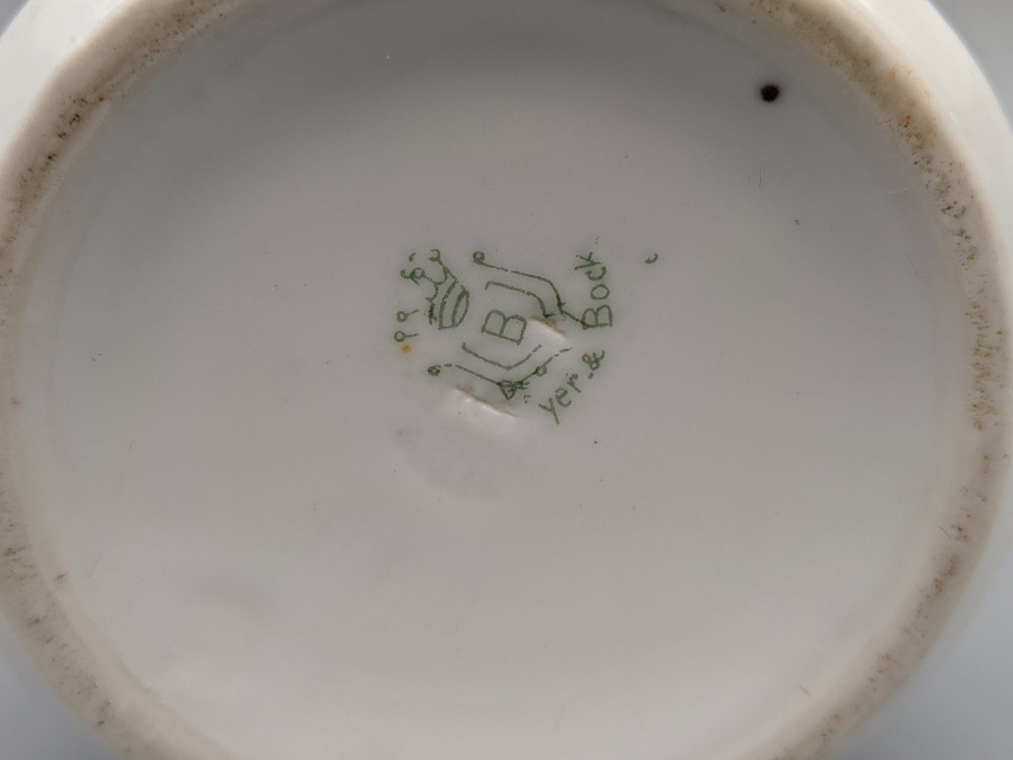 Antike Beyer und Bock Porzellan Vase Florales Dekor mit Goldrand