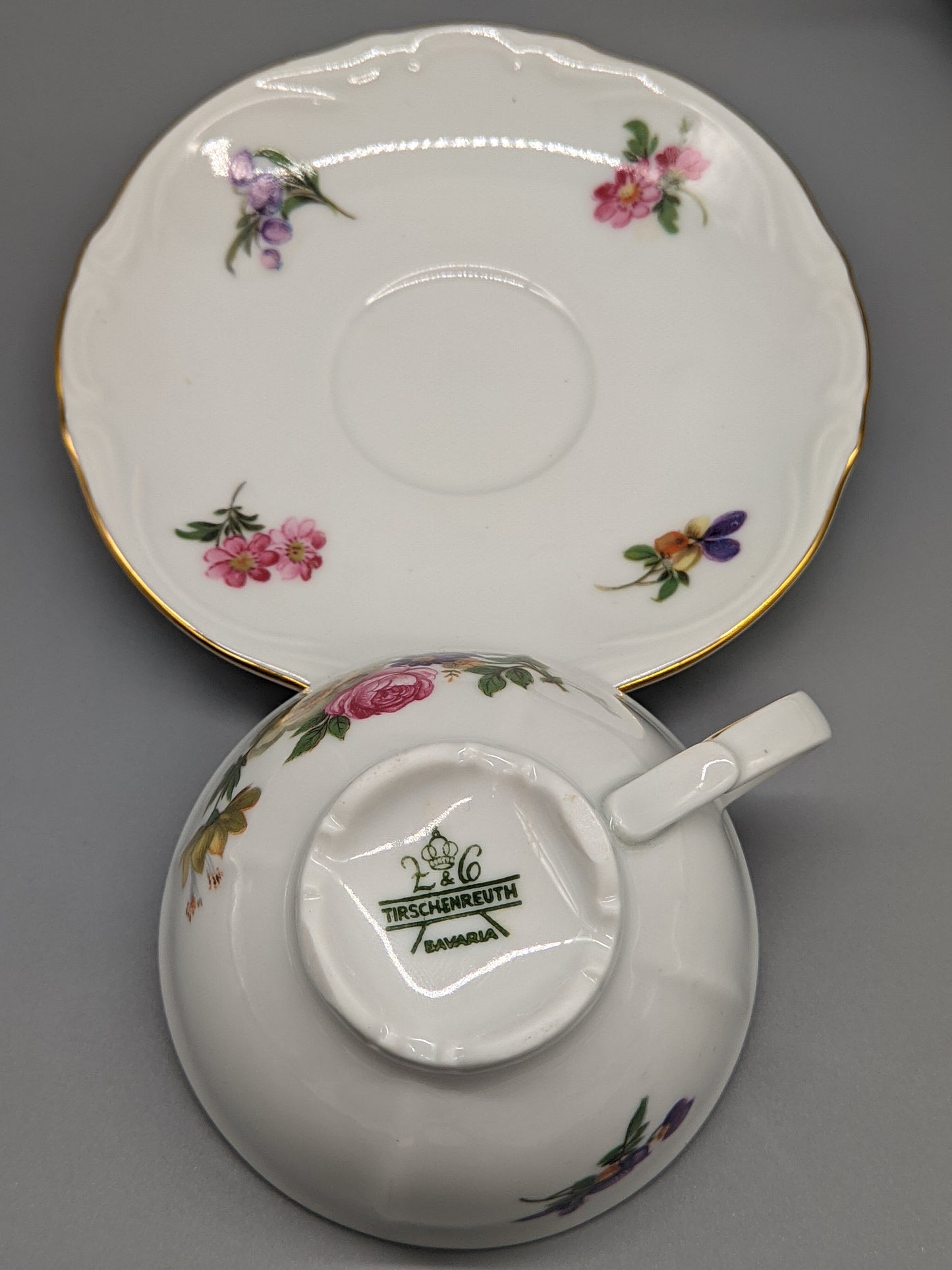 Exklusive Sets aus Porzellan – Edle Vintage Mokka Tassen