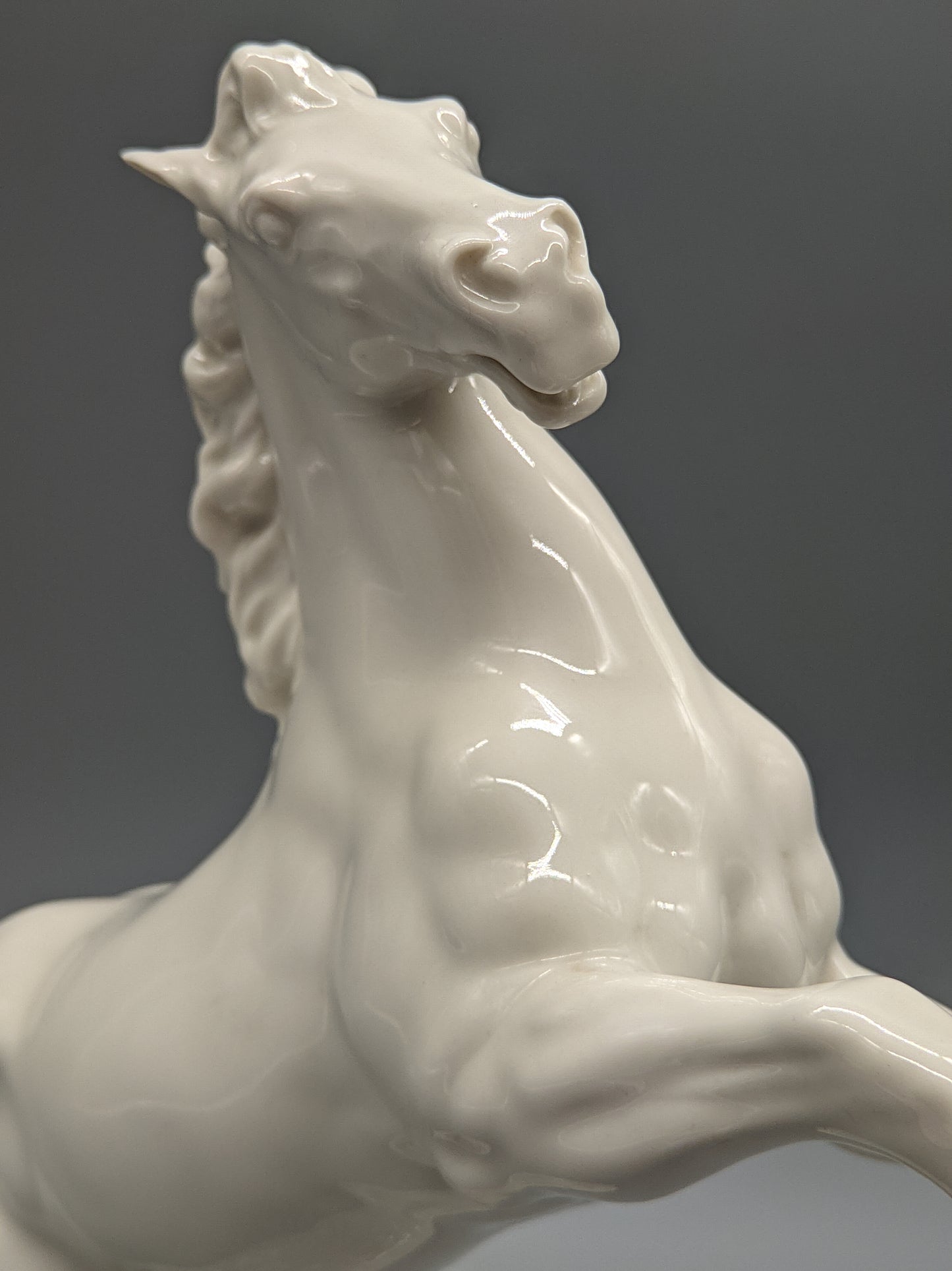 Hutschenreuther Porzellan Figur Steigendes Pferd von G. Granget