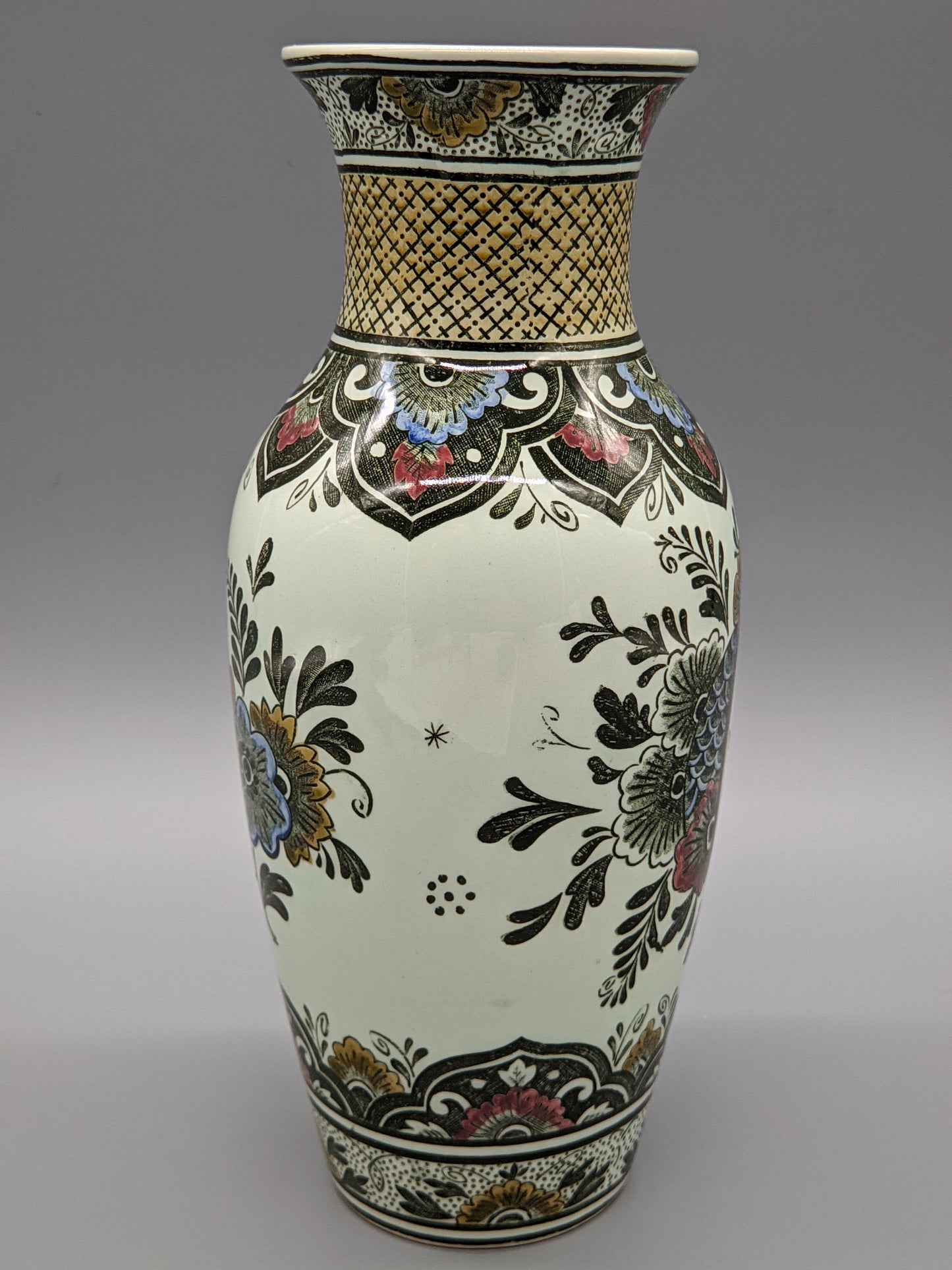 Villeroy & Boch Paon Vase Handausgemaltes Pfauen Motiv