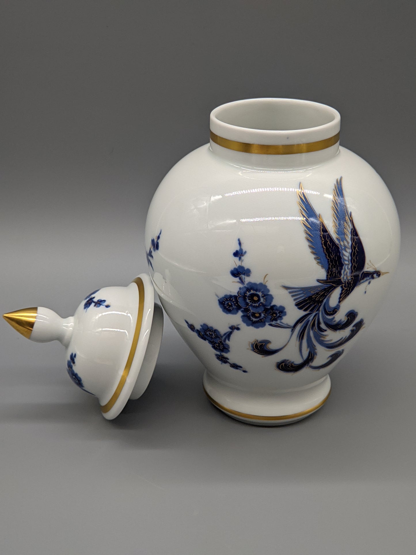 Schumann Arzberg Deckel Vase  Paradiesvogel-Dekor in Echt Cobalt