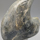Abstrakte Inuit Speckstein Skulptur Kunstvolles Design aus Kanada