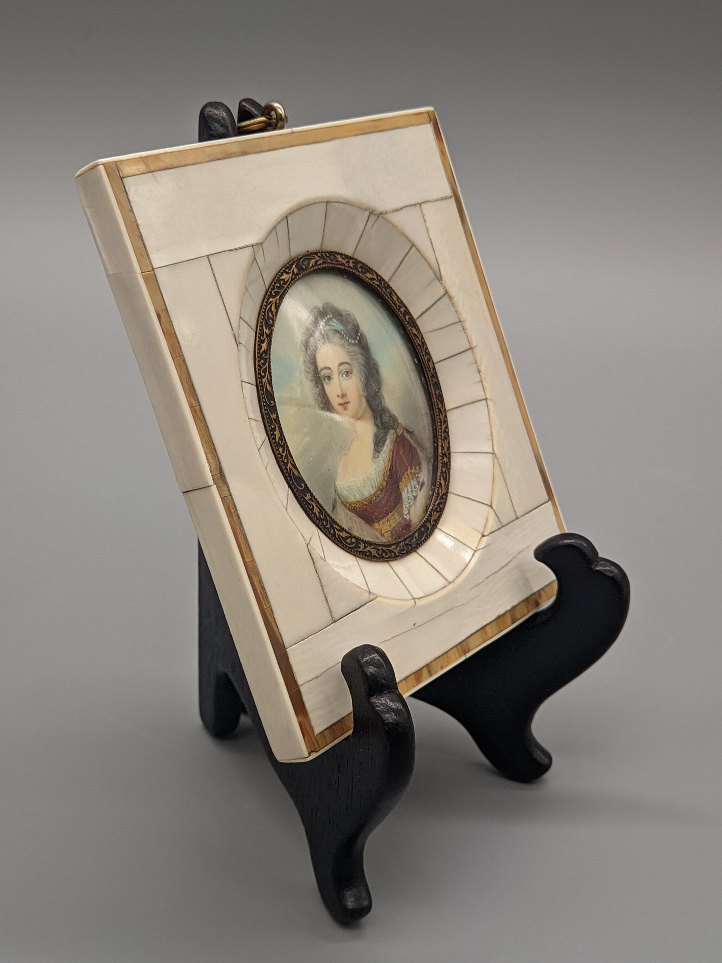 Antike Miniature Malerei Portrait einer Dame im Mosaikrahmen