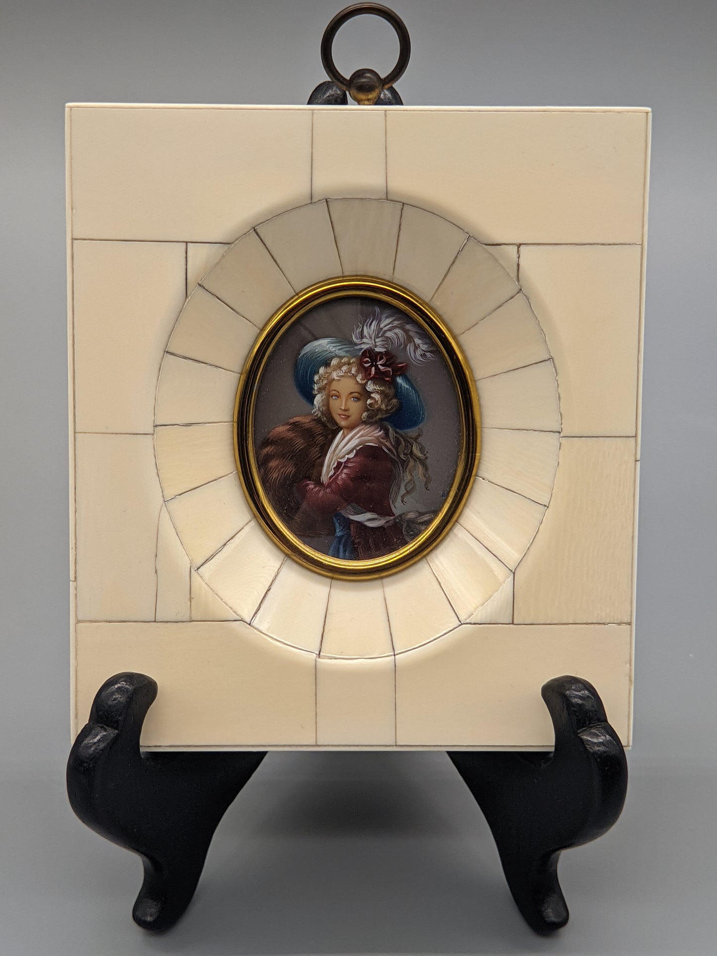 Französische Schule (XIX) Portrait einer edlen Dame Miniaturgemälde