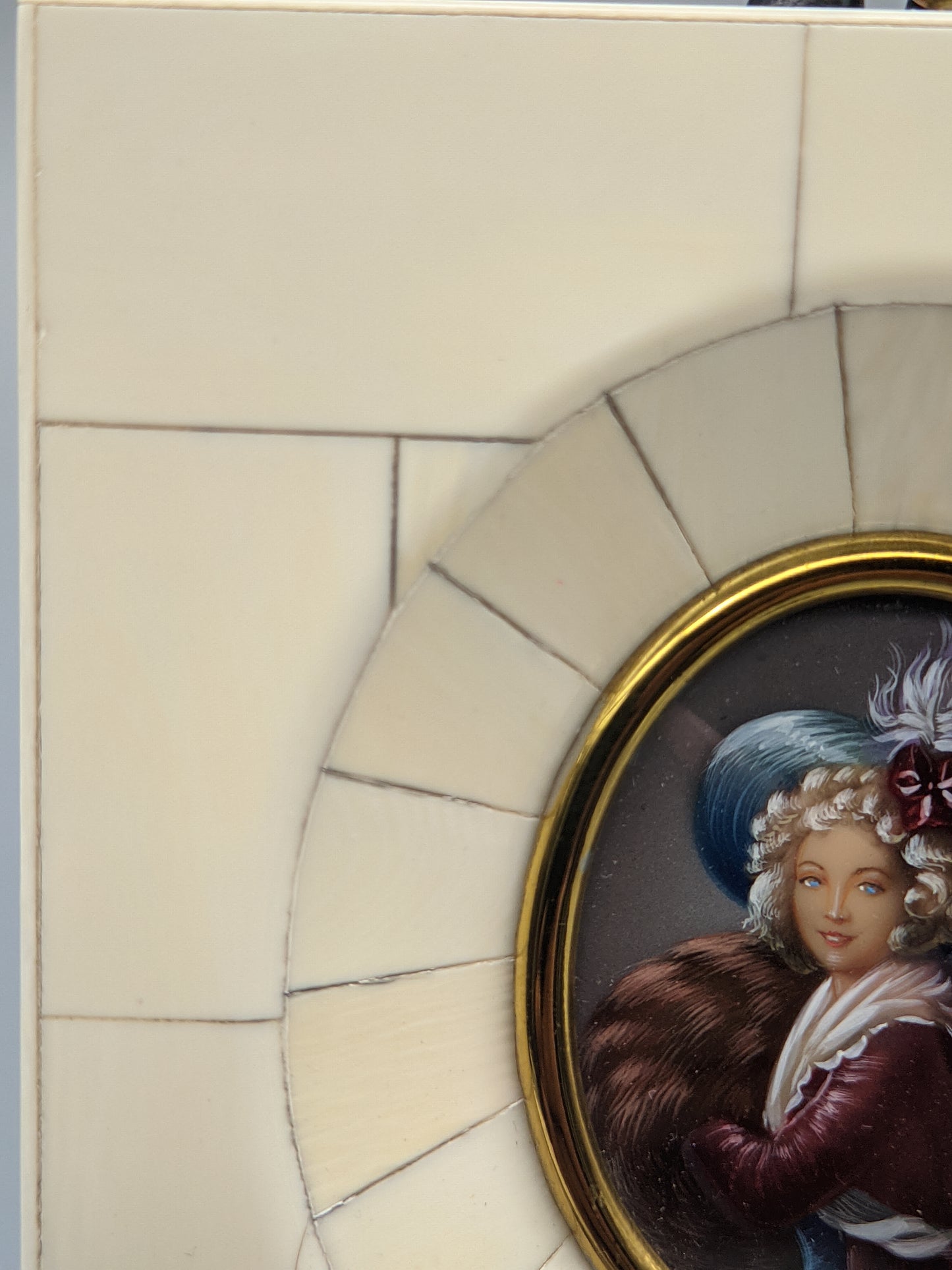 Französische Schule (XIX) Portrait einer edlen Dame Miniaturgemälde