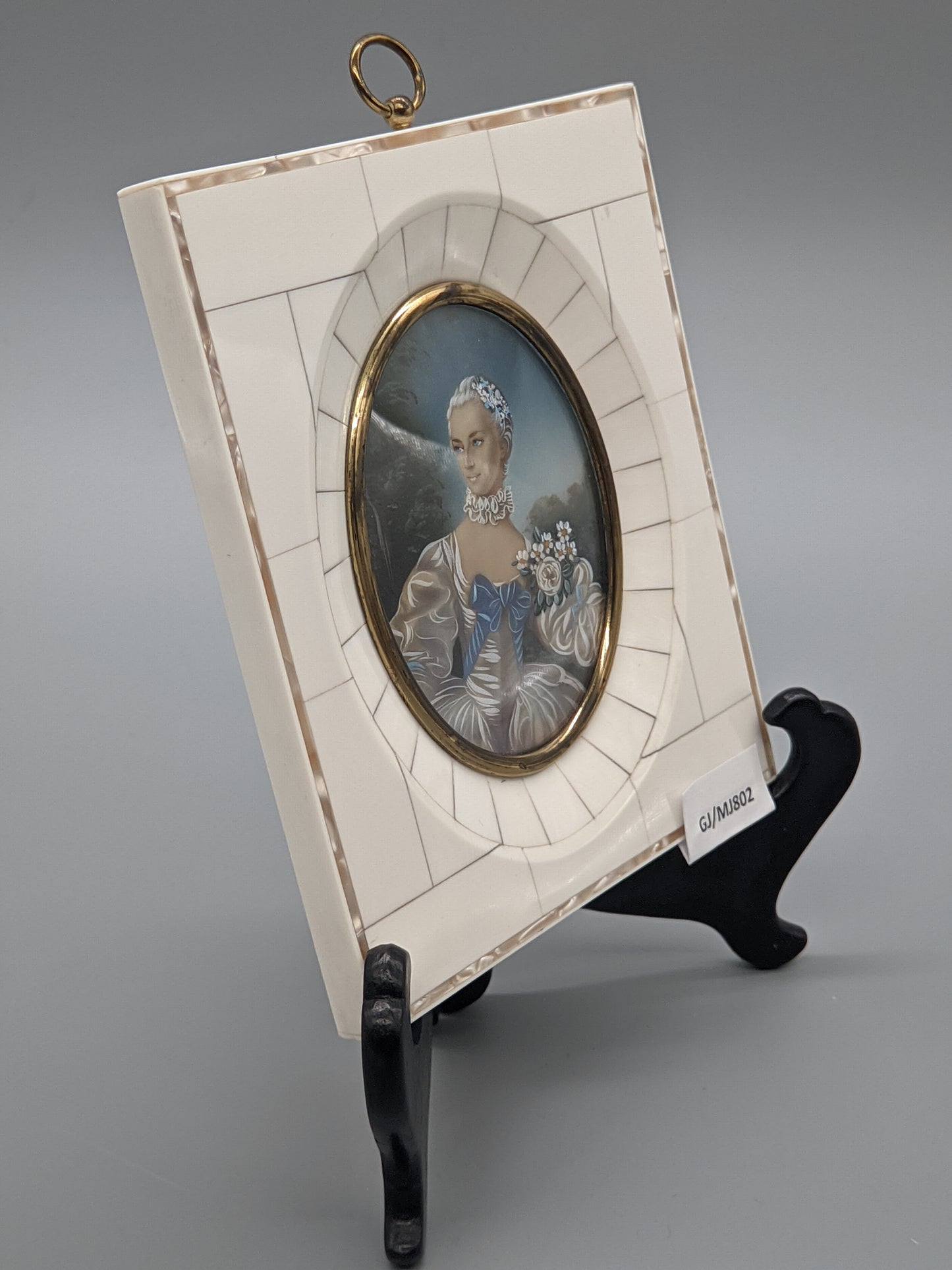 Französische Schule (XIX) Elegantes Damen Portrait Miniaturmalerei
