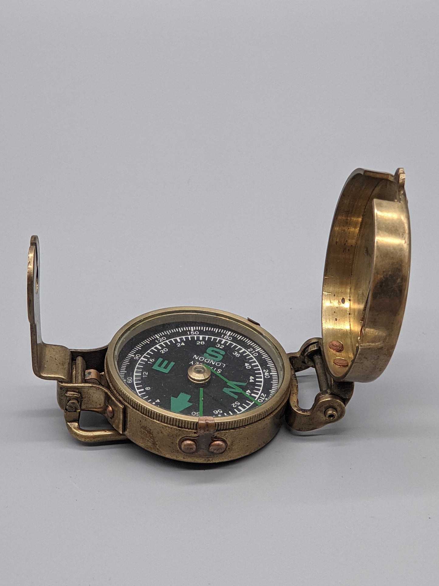 Klassischer Stanley London Messing Peilkompass Maritimes Design