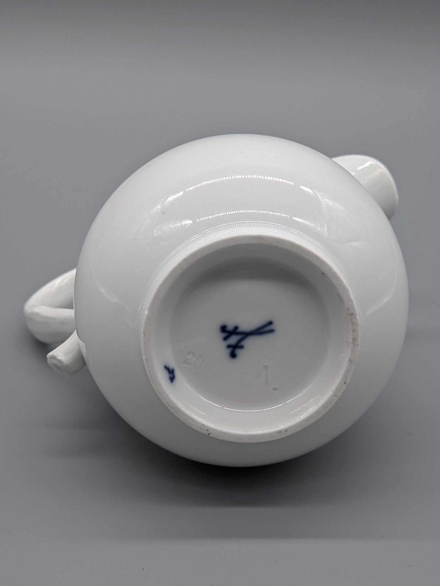 Meissen Sahnegießer Weinlaub Edles Porzellan im klassischen Dekor
