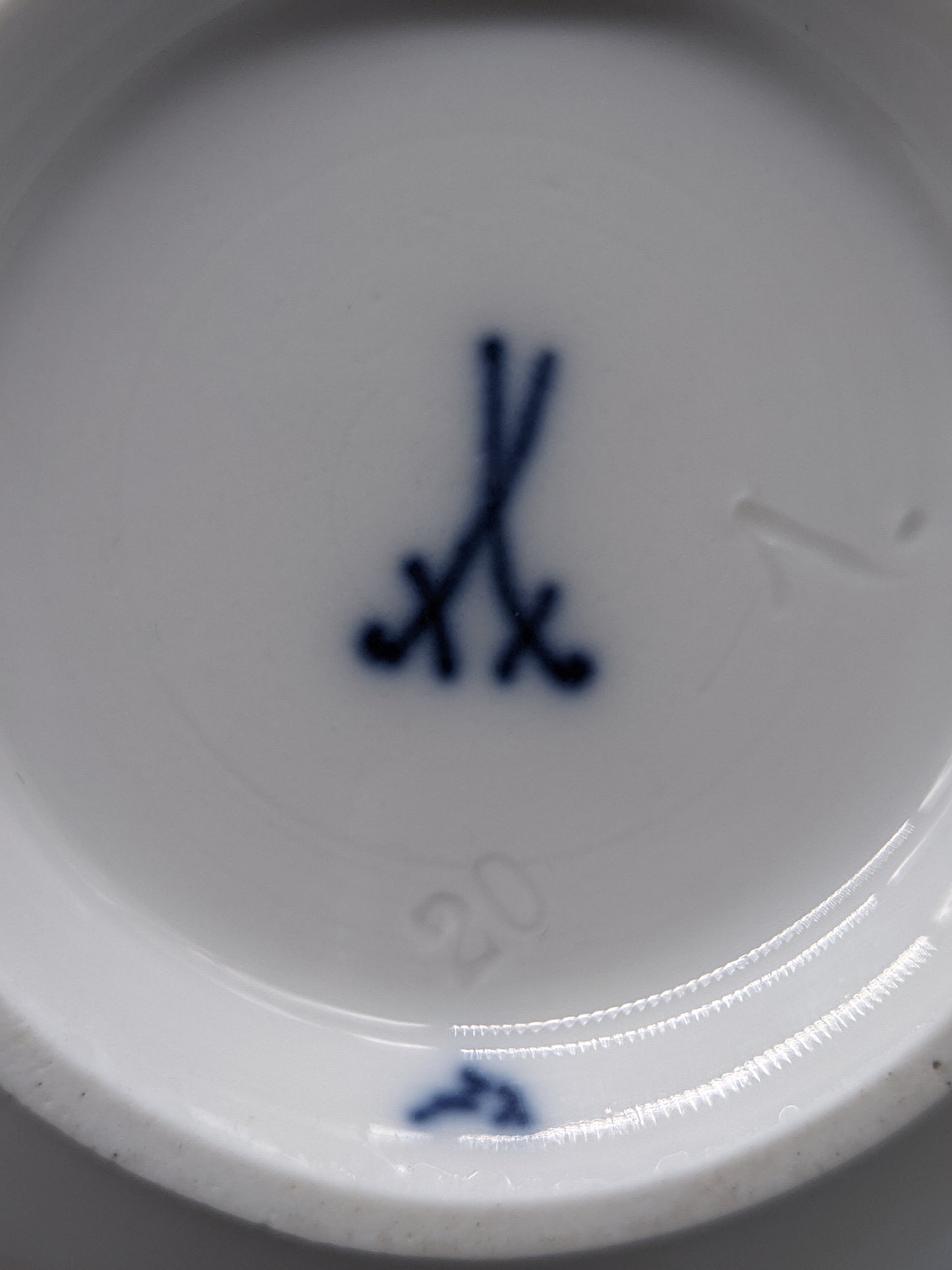 Meissen Sahnegießer Weinlaub Edles Porzellan im klassischen Dekor