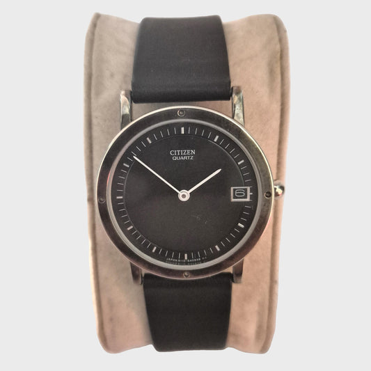 Citizen Quartz – Eleganz und Präzision in Schwarz